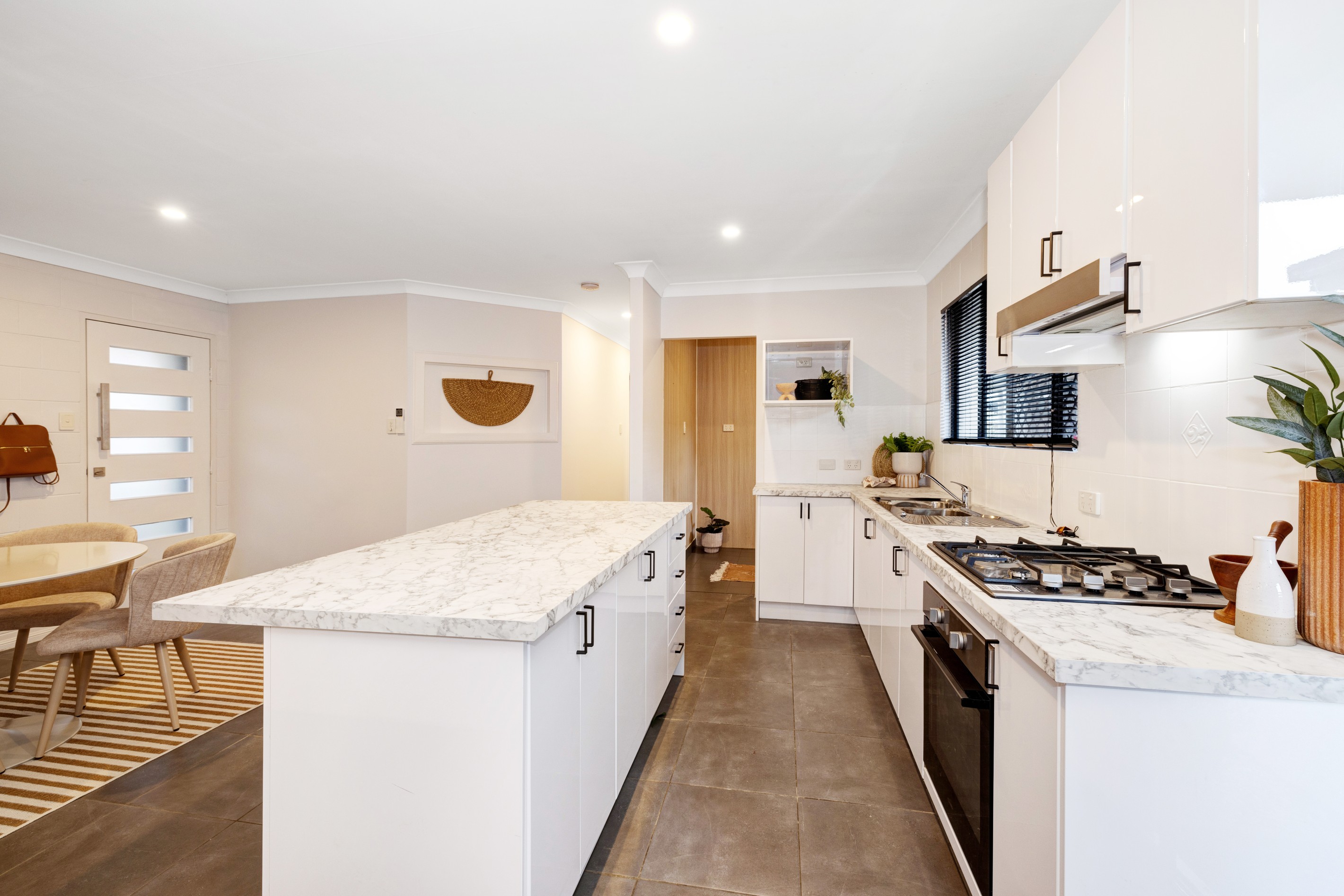 23 Elton Drive, Kelso, QLD 4815