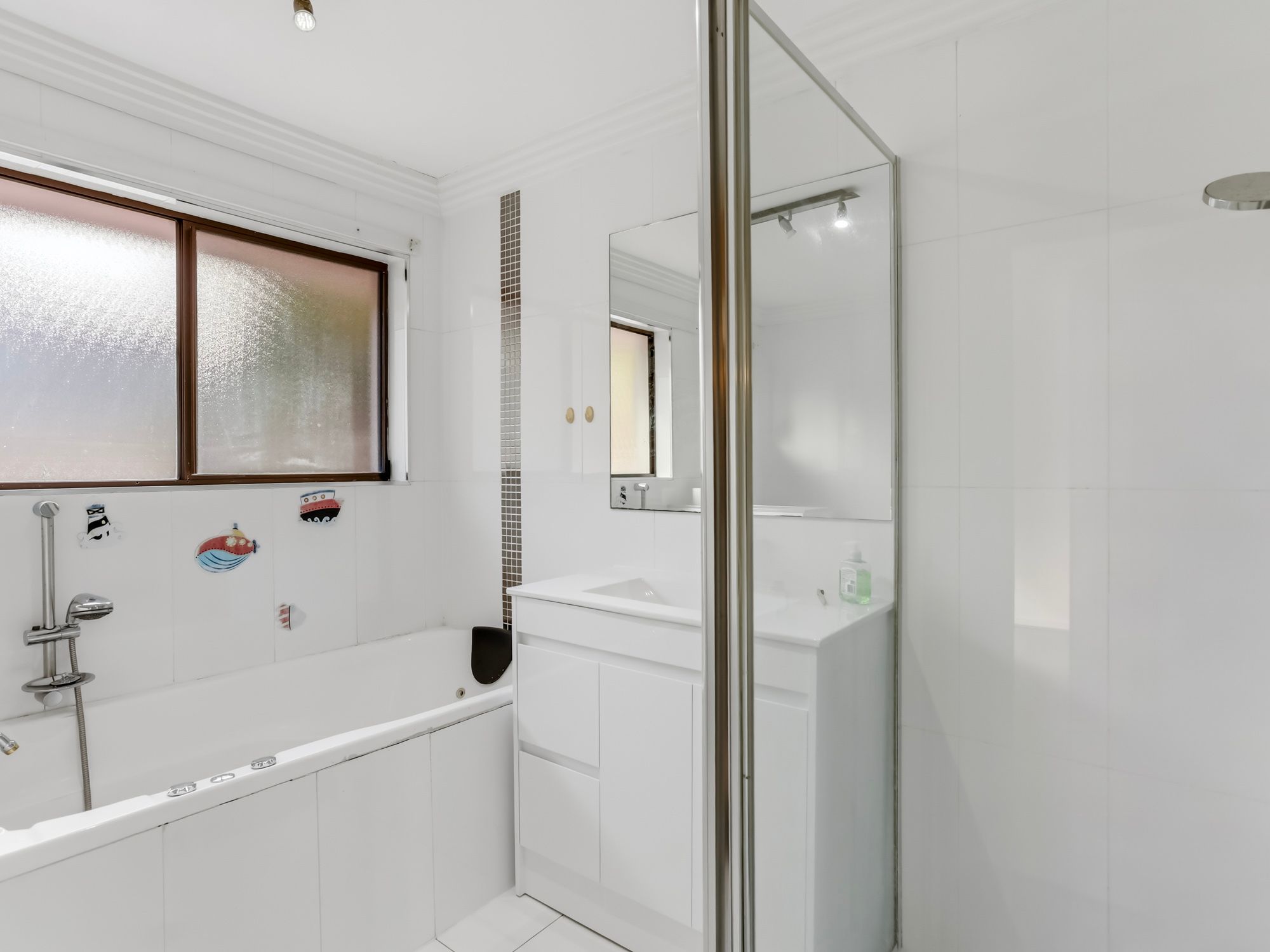 50 Latrobe Avenue — photo 13 of 20