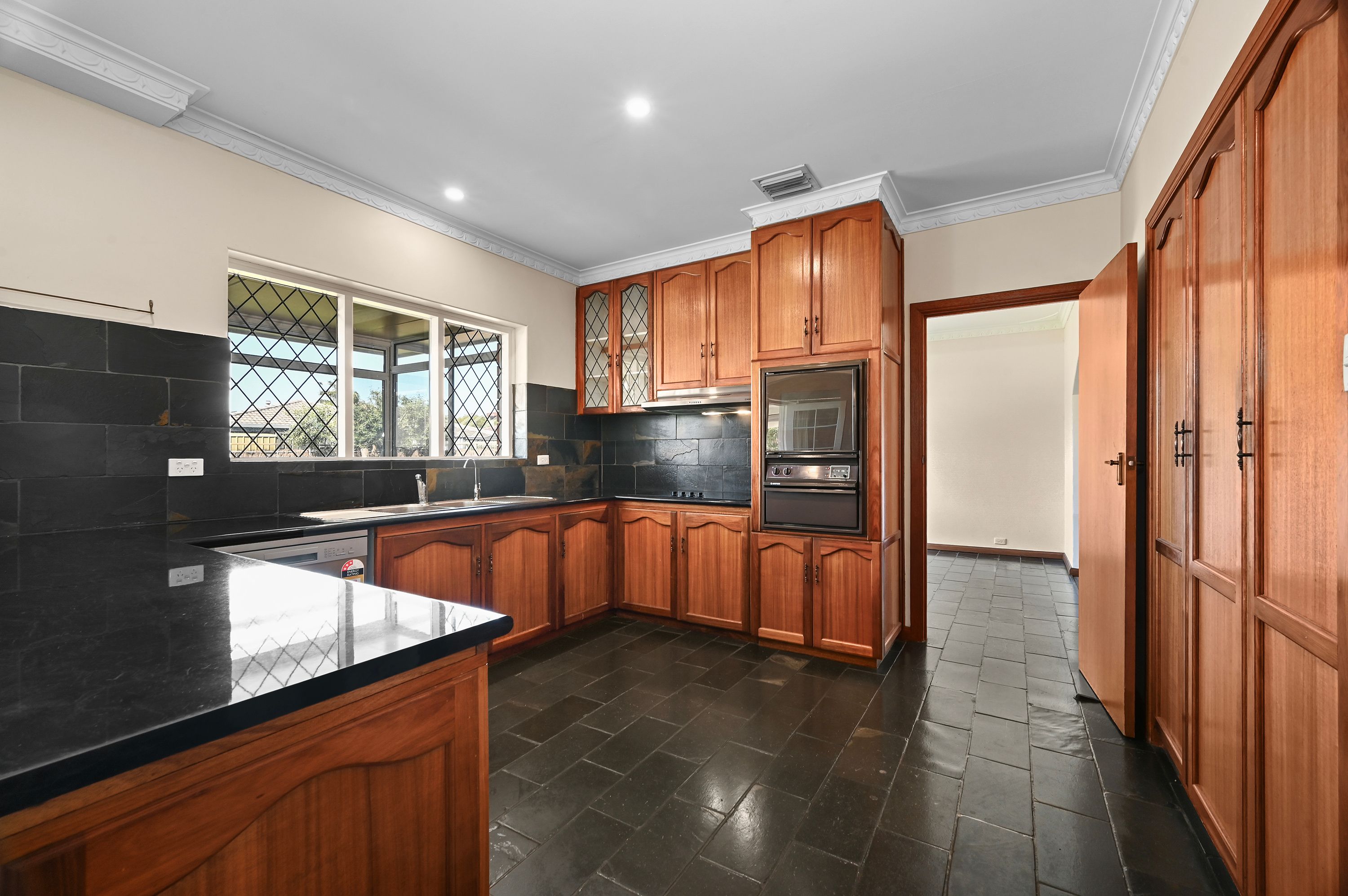 6 Lake View Avenue — photo from Ray White Semaphore