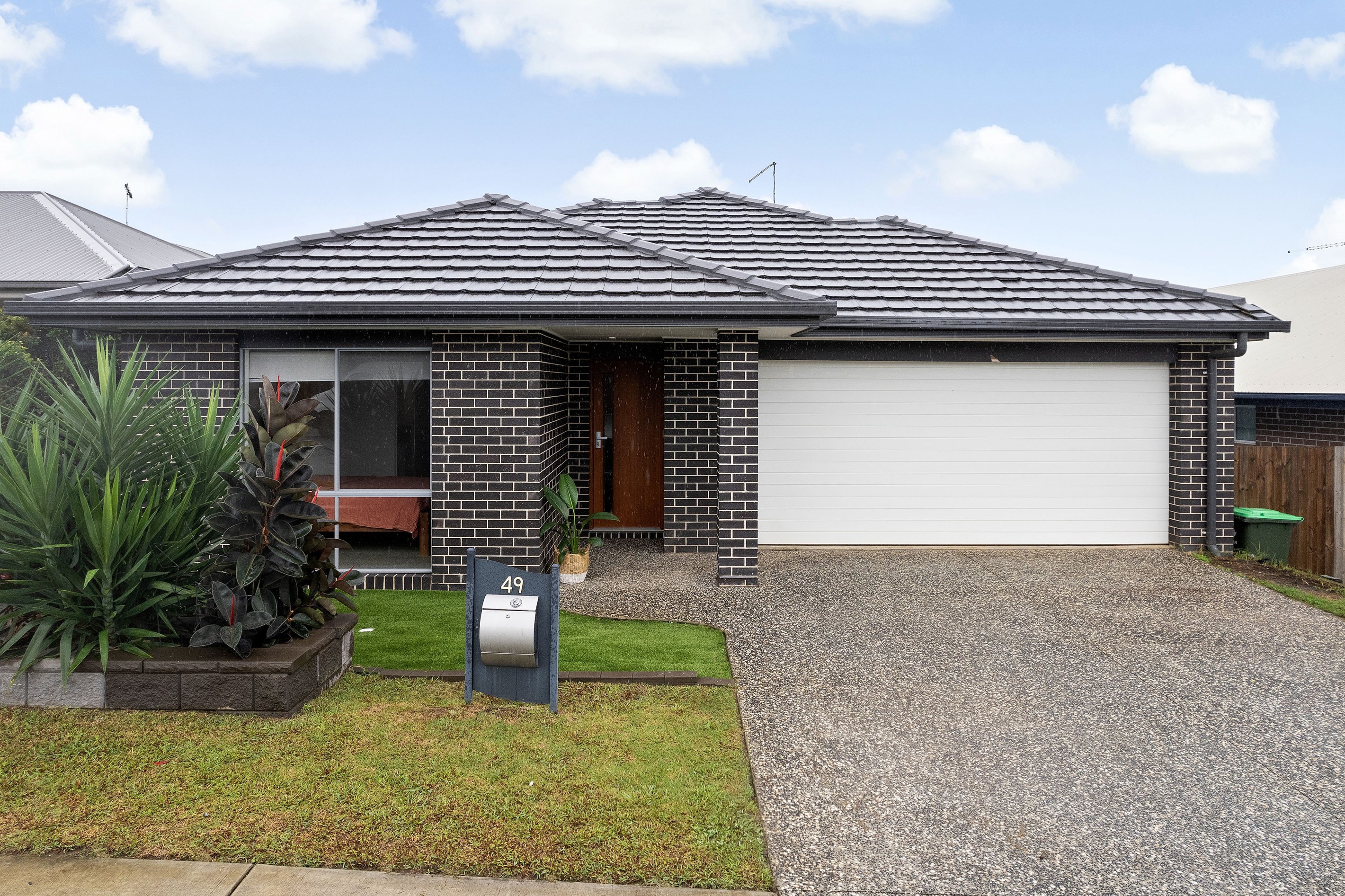 49 TRAILBLAZER Drive, FLAGSTONE, QLD 4280