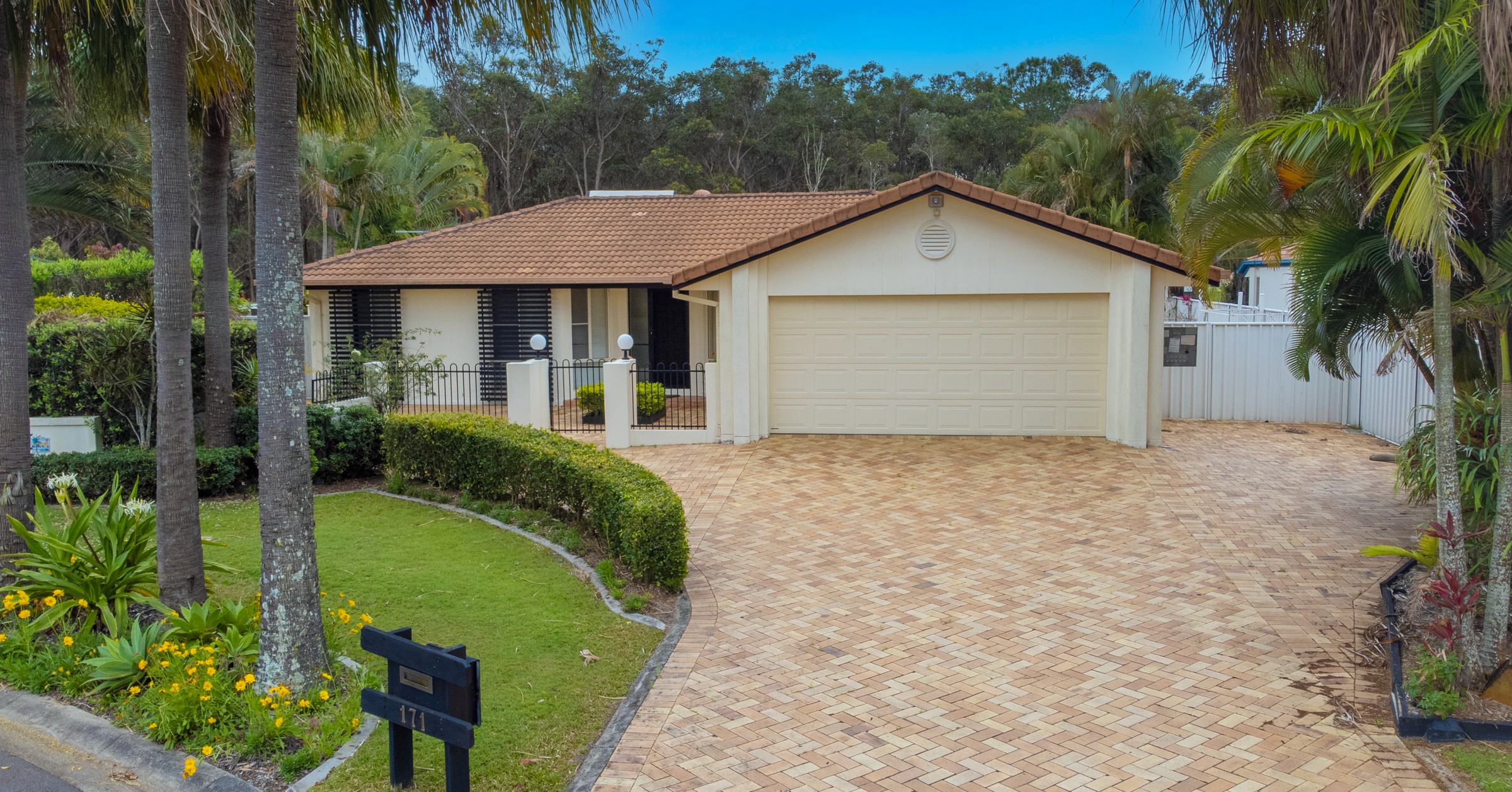 171 Endeavour Drive Banksia Beach QLD 4507 Sold House Bribie 171-endeavour-drive-banksia-beach-qld-4507-sold-house-bribie