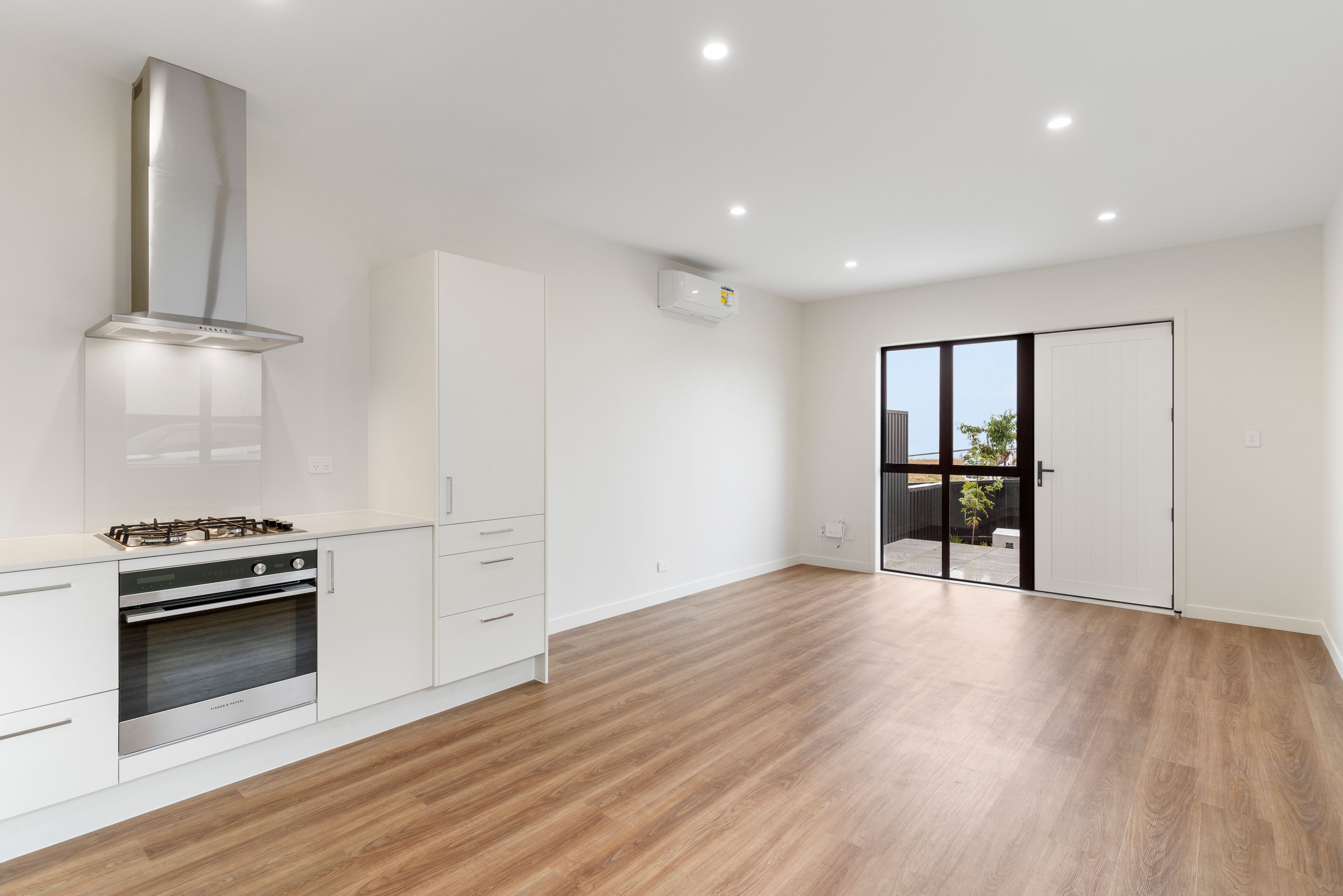 12 Salvia Lane, Totara Park, Manukau City