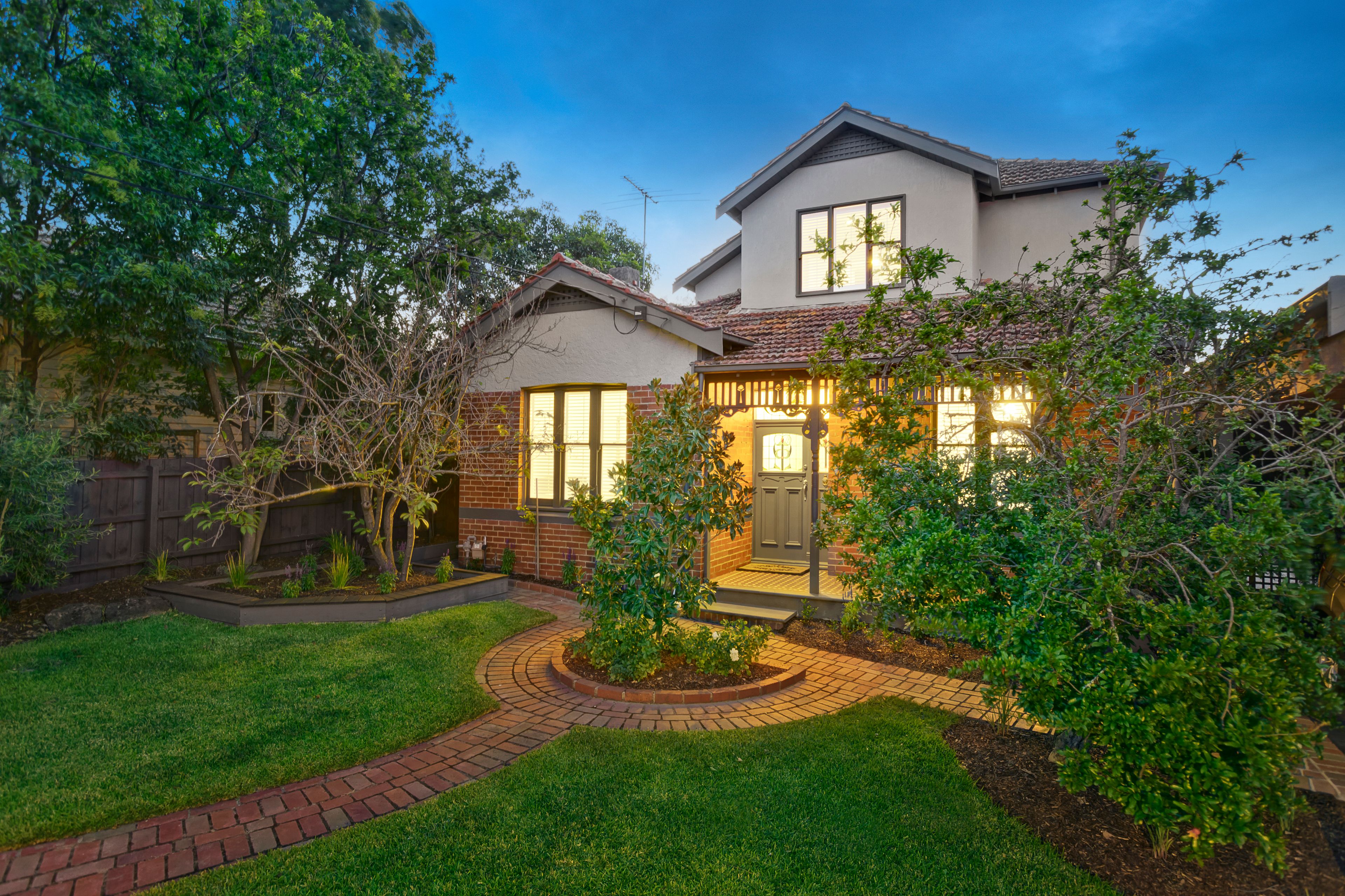 46 Broughton Road, Surrey Hills, VIC 3127