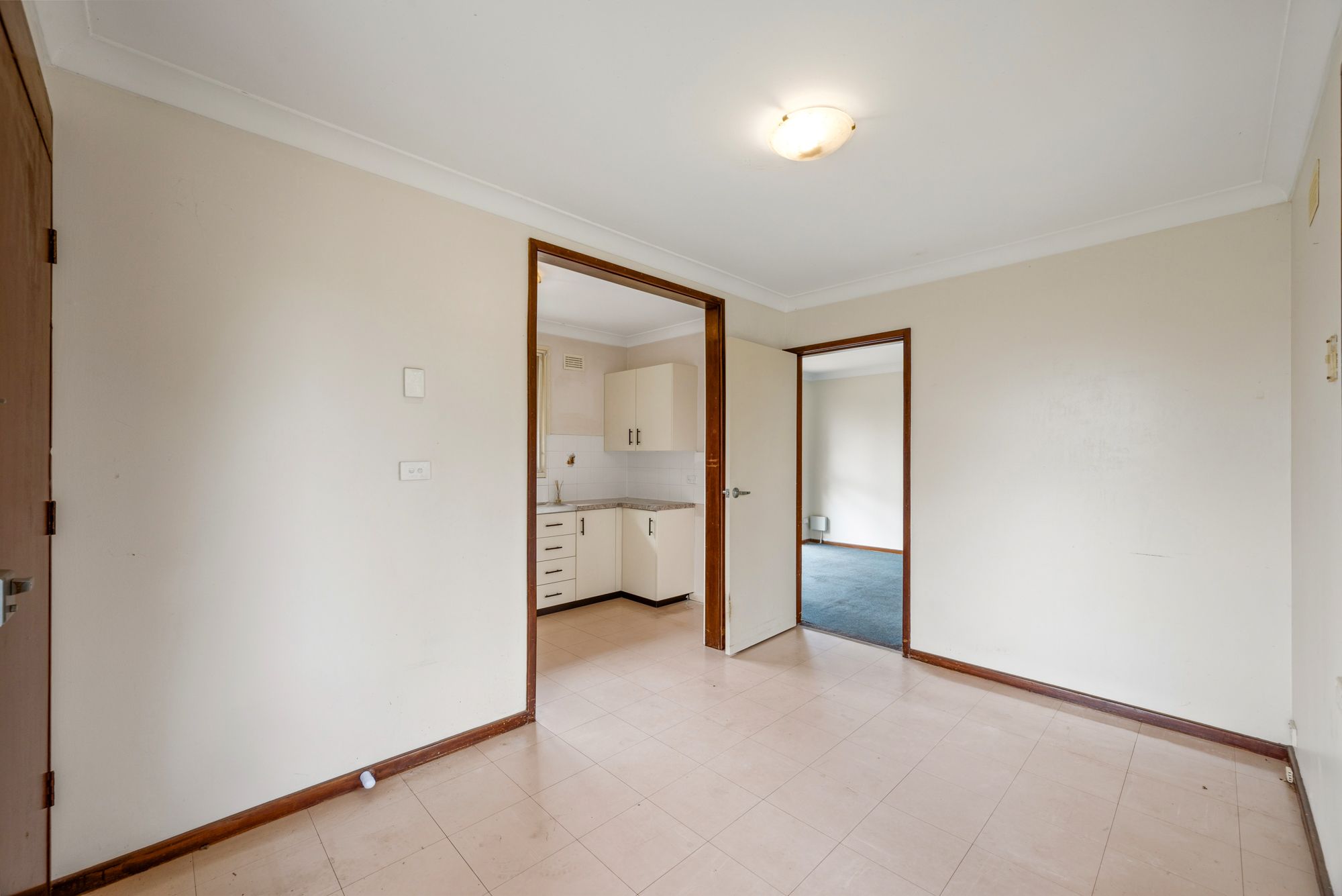 8 Karingal Place — photo 3 of 12