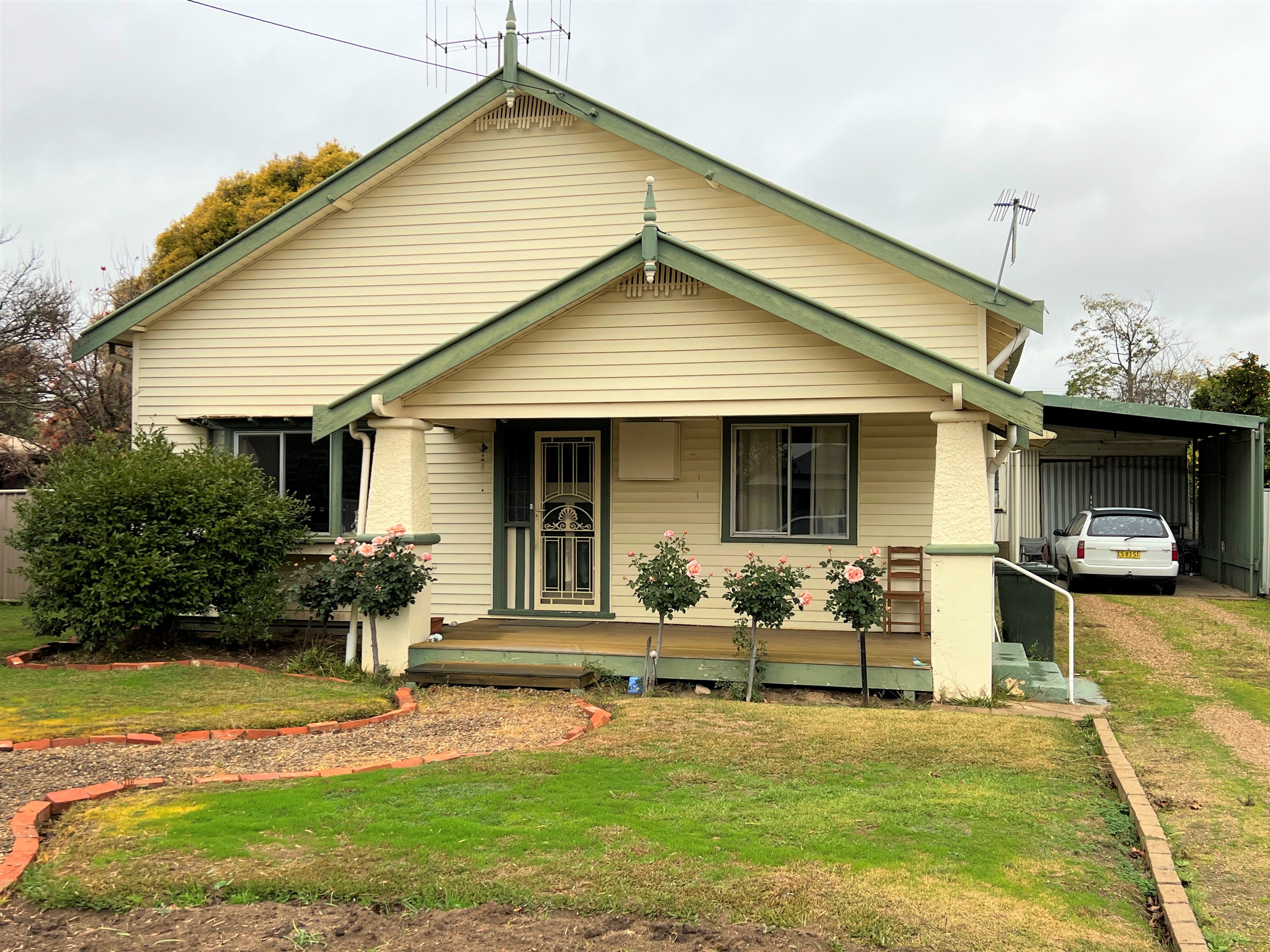 104 Hunter Street, Deniliquin, NSW 2710 Sold House Ray White