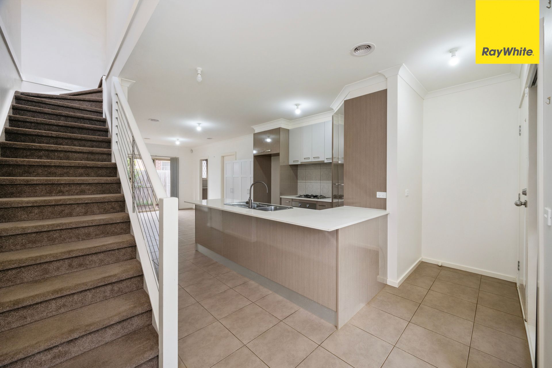 3/6 The Embankment, Kurunjang, VIC 3337