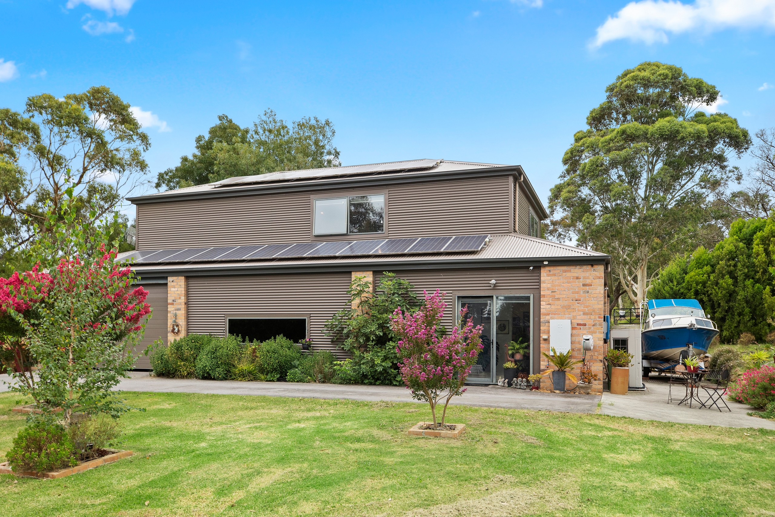 221 Glenfern Road, Upwey, VIC 3158