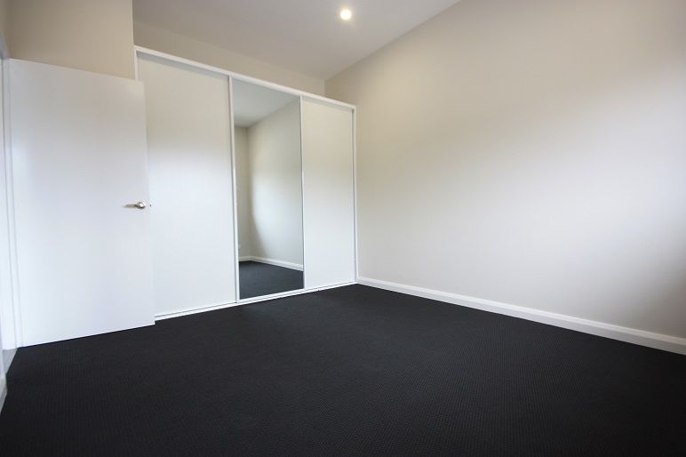 15/26-28 Third Avenue, Macquarie Fields, NSW 2564