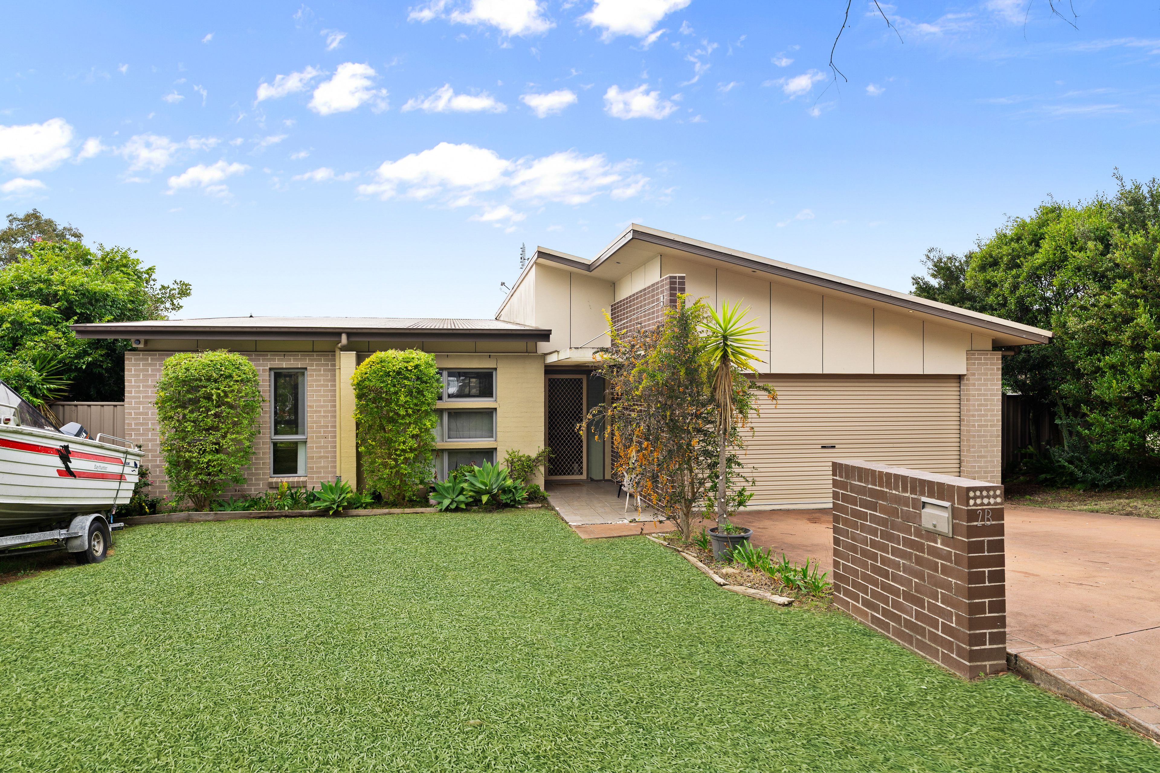 2B Nicole Close, Watanobbi NSW 2259