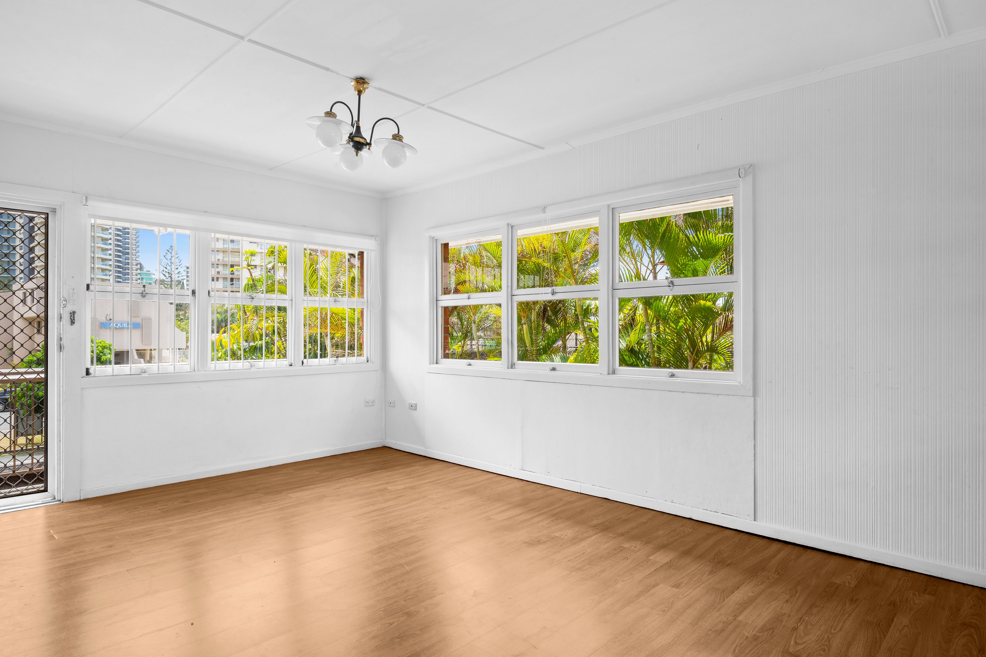 10/24 Thornton Street — photo 5 of 14