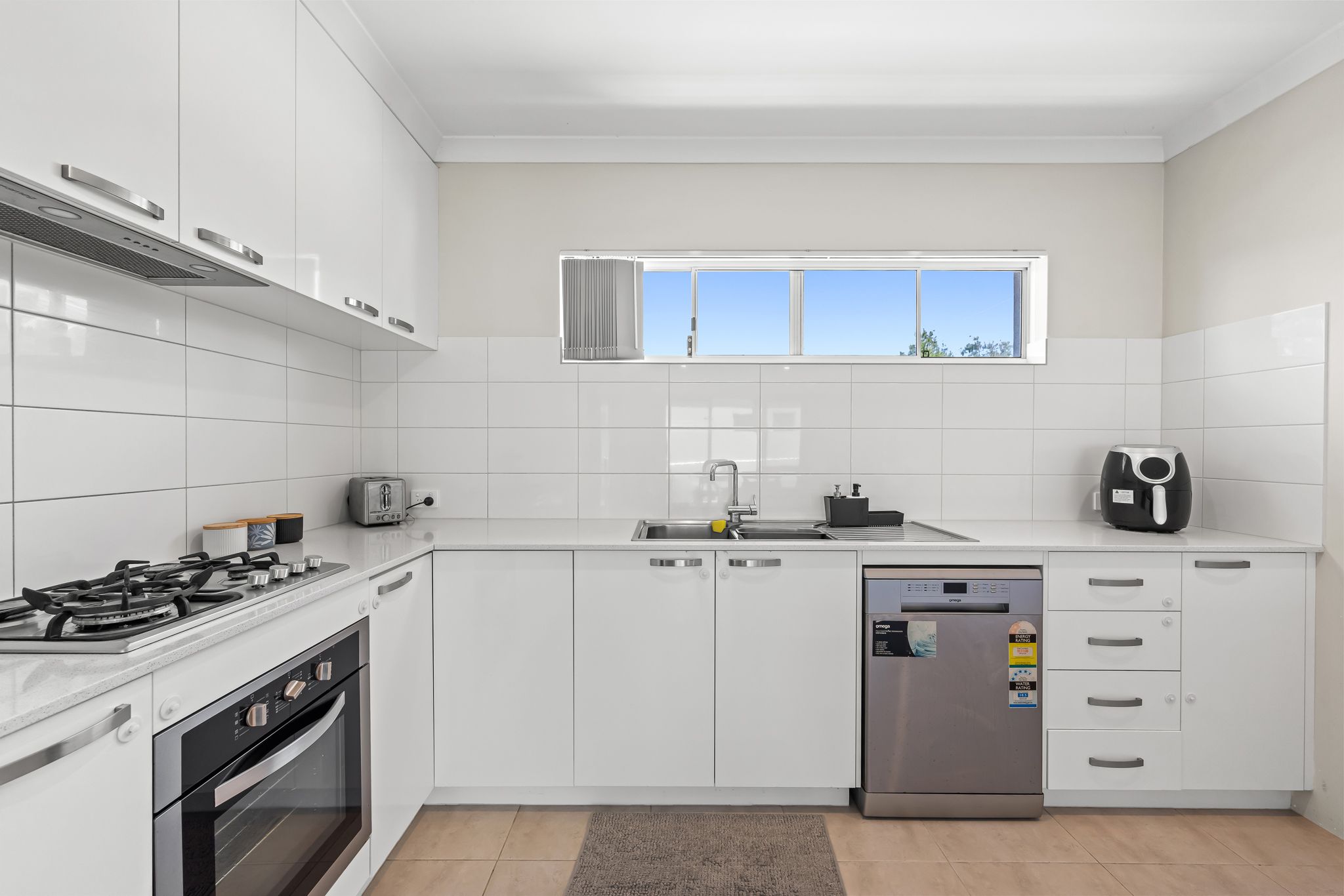8/2 Wallace Street — photo 5 of 29