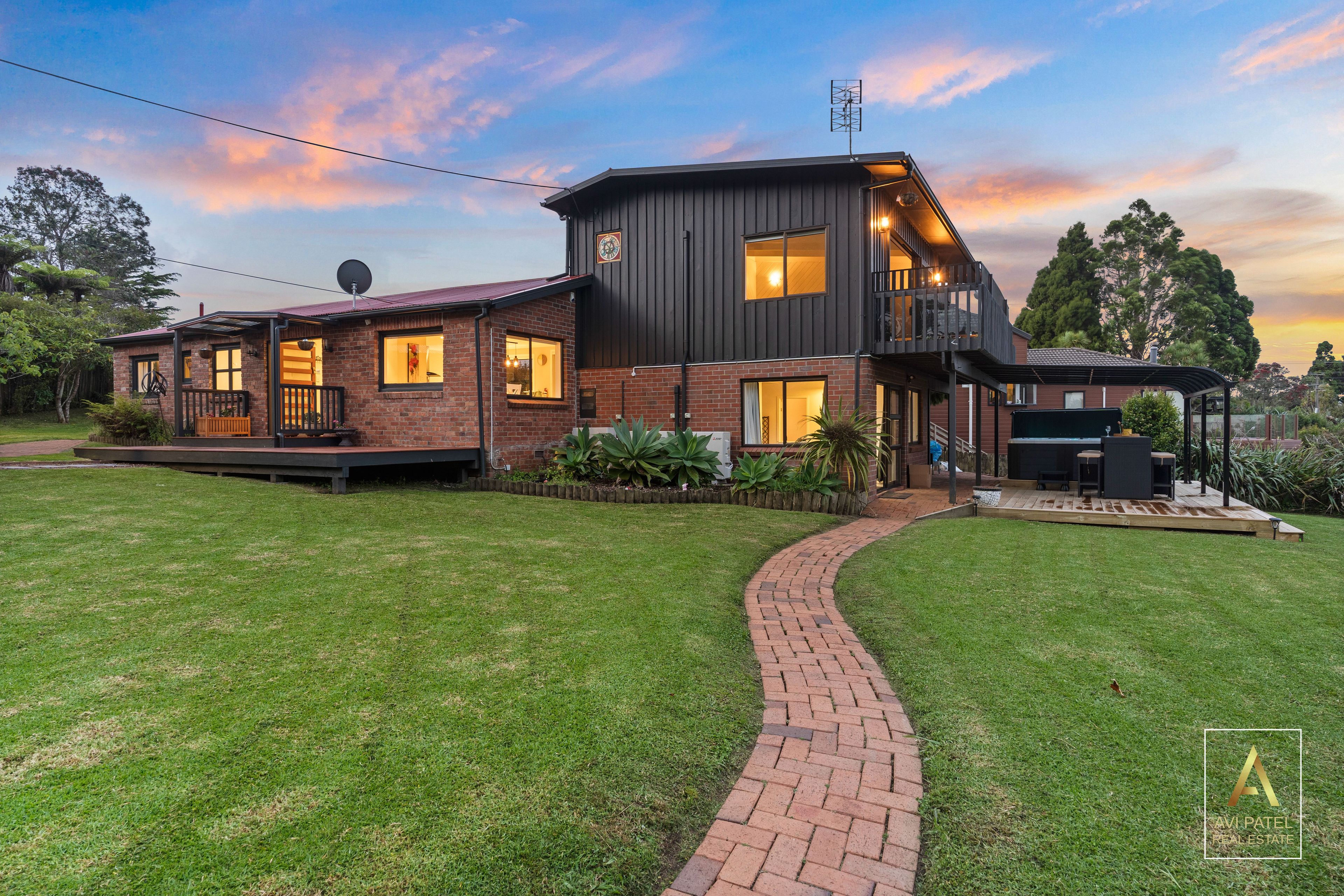 91 Victory Road, Laingholm, Waitakere City 0604 House for Sale Ray