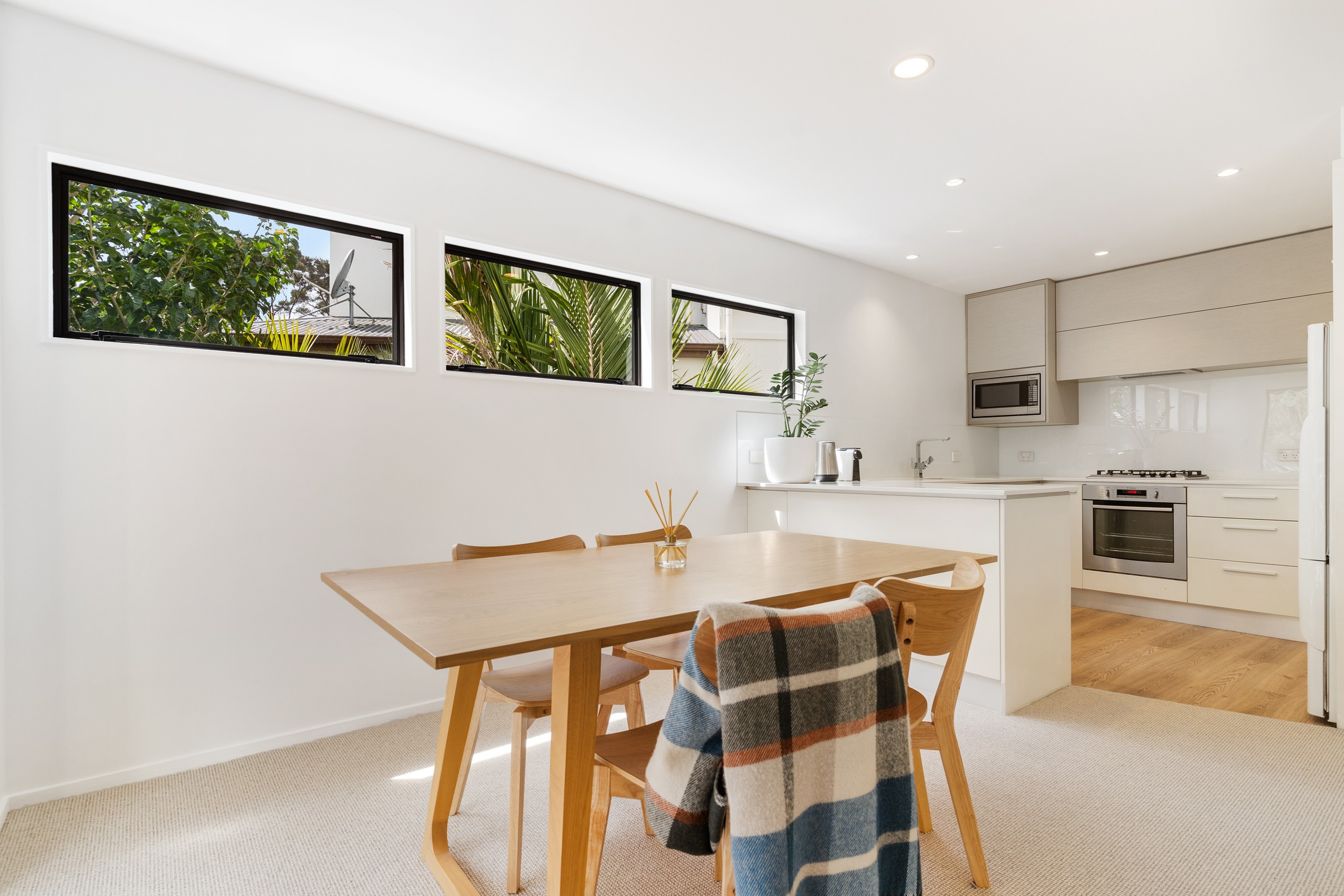 2/12 Herons Way, Northcote, North Shore City