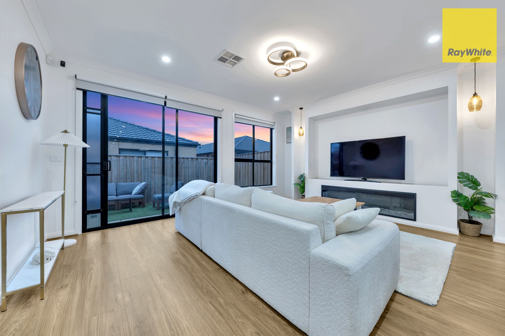 21 Glabella Avenue — photo 14 of 29