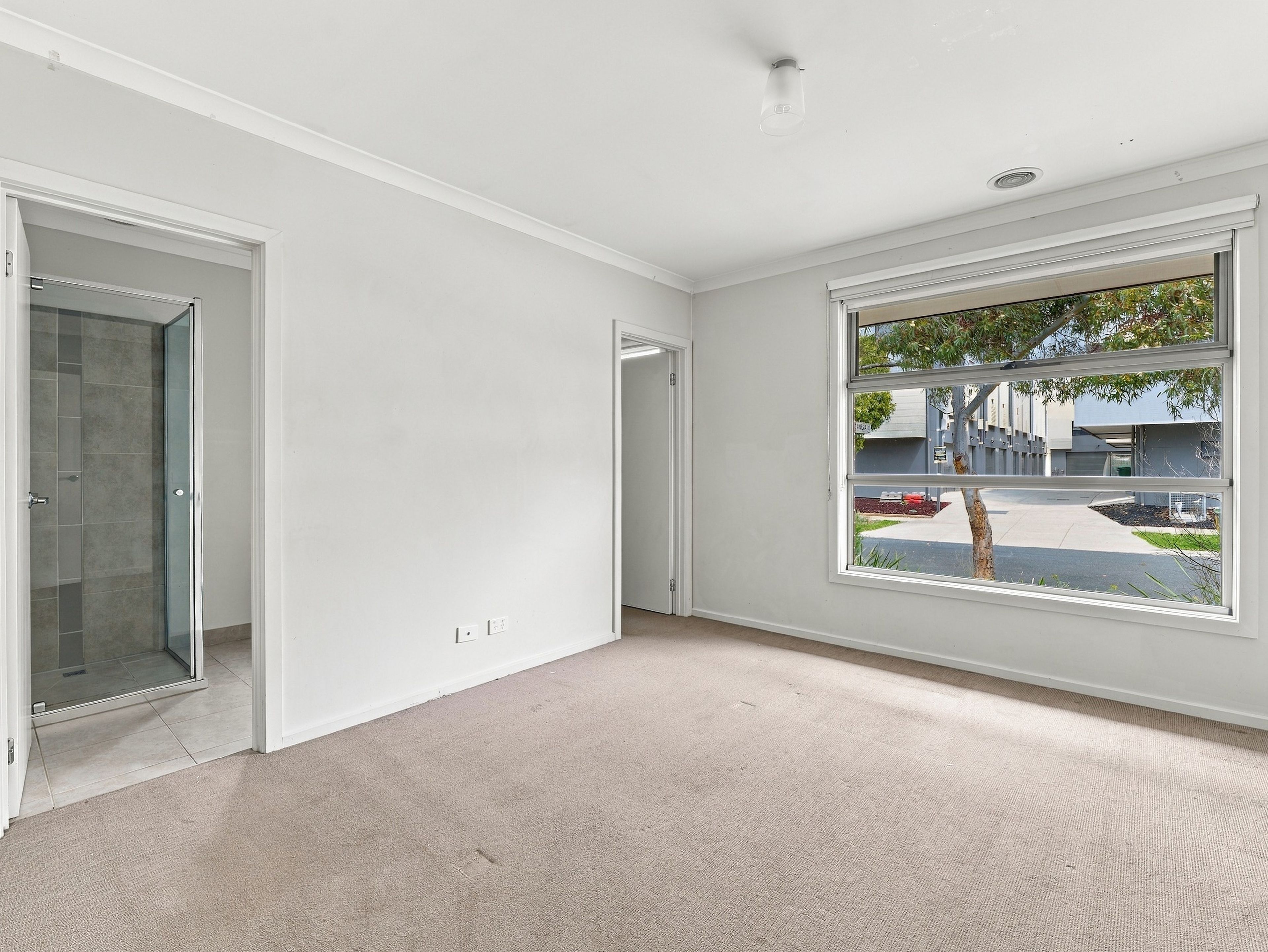 35 Allunga Way — photo 7 of 21