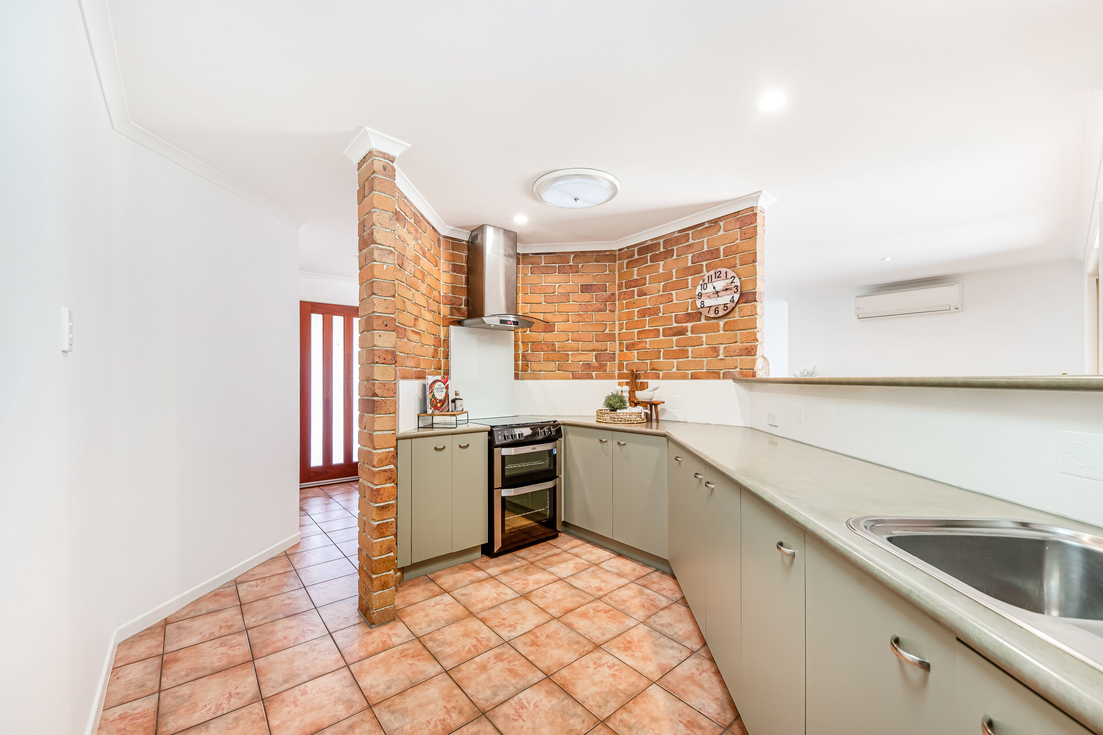 47 Brentwood Avenue, Mooloolaba, QLD 4557