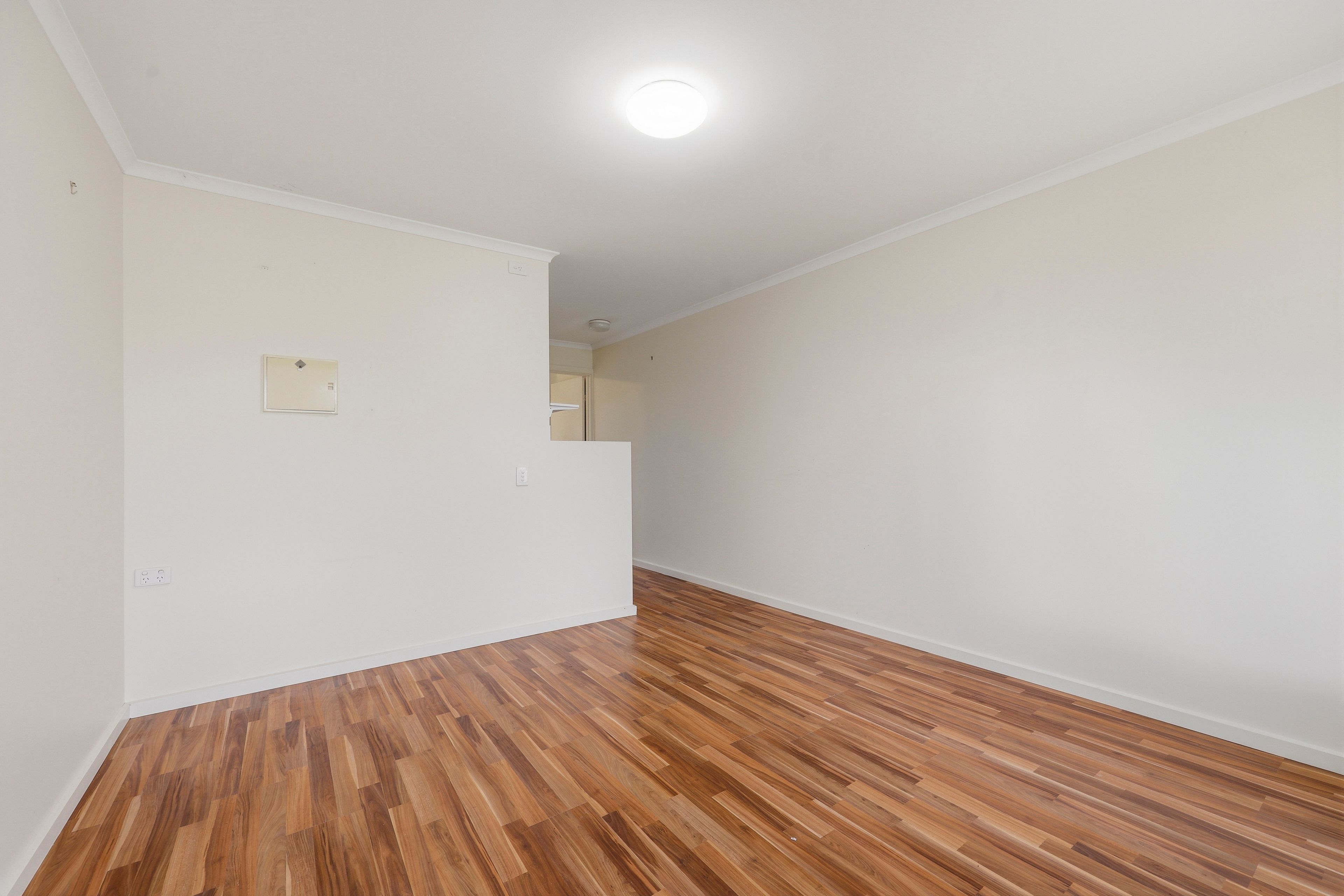 6/3 Bingham Street — photo 3 of 9