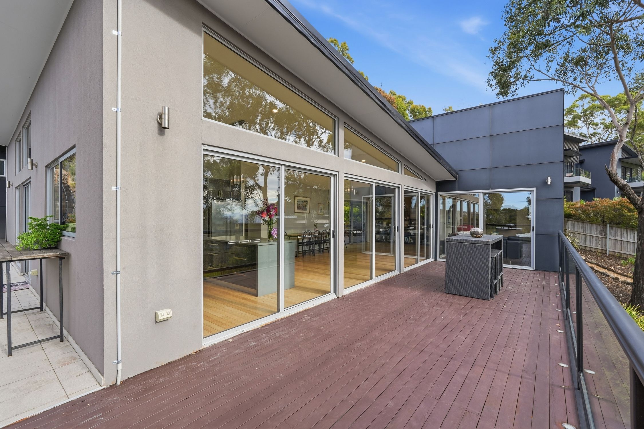 2 Correa Place — photo 17 of 24