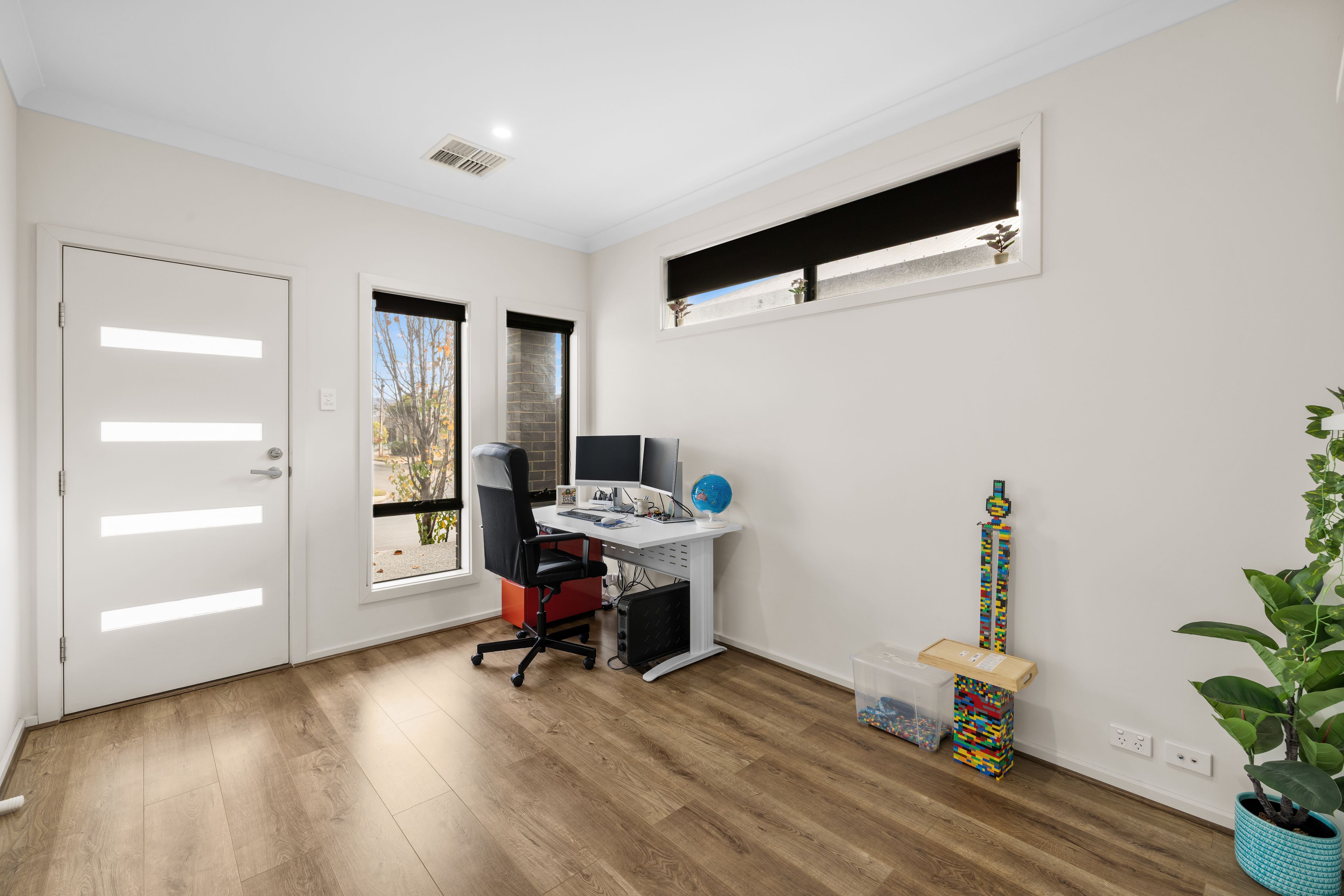 32 Devon Street — photo 5 of 24