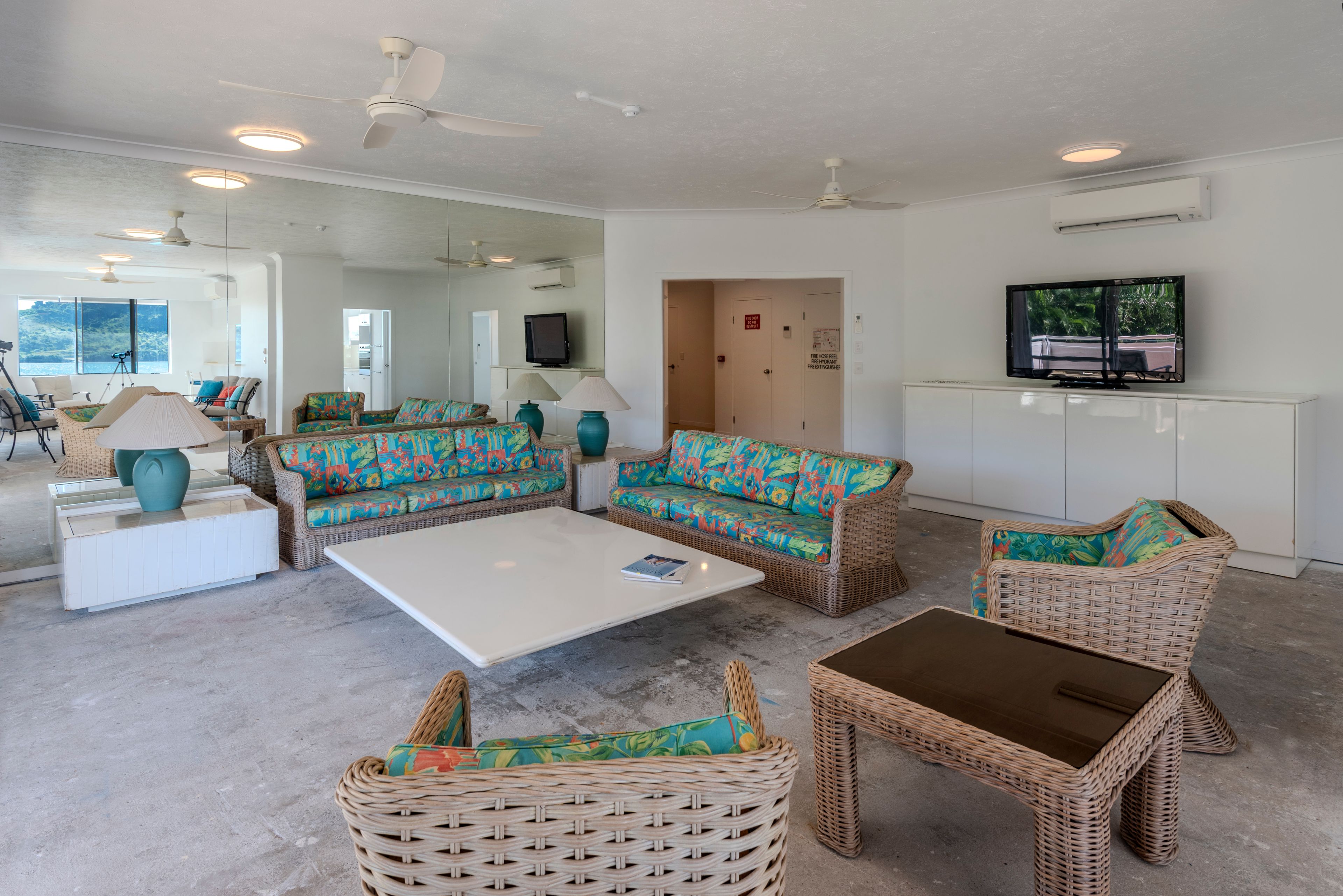 G/1 Marina Drive, Yacht Harbour Towers — photo 4 of 30