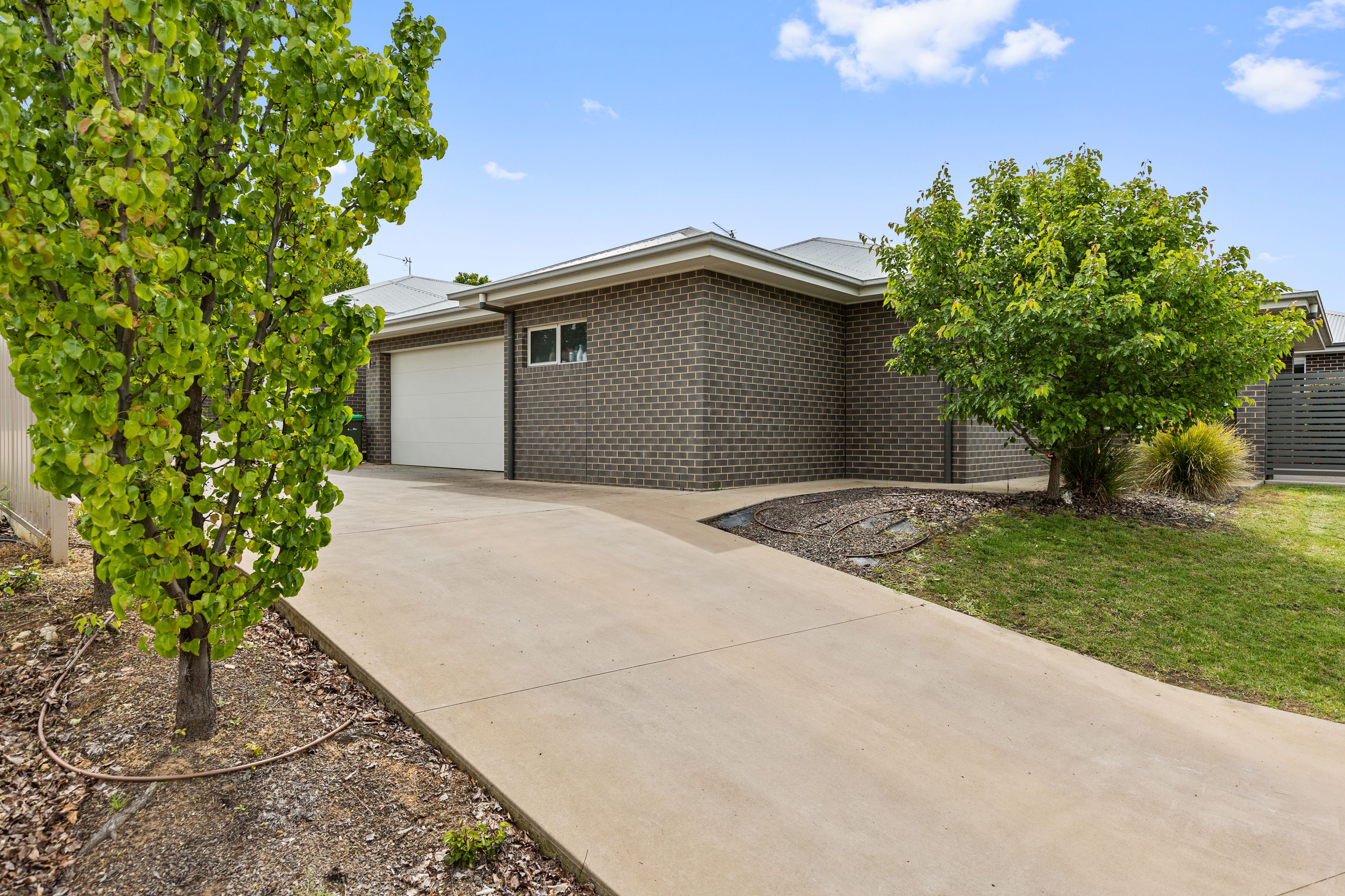 2/7 Rose Place, Boorooma, NSW 2650