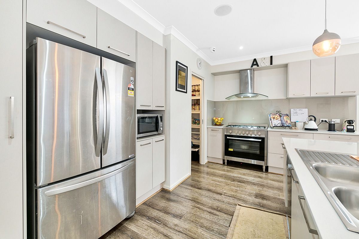 15 Sargent Street, Cranbourne East, VIC 3977