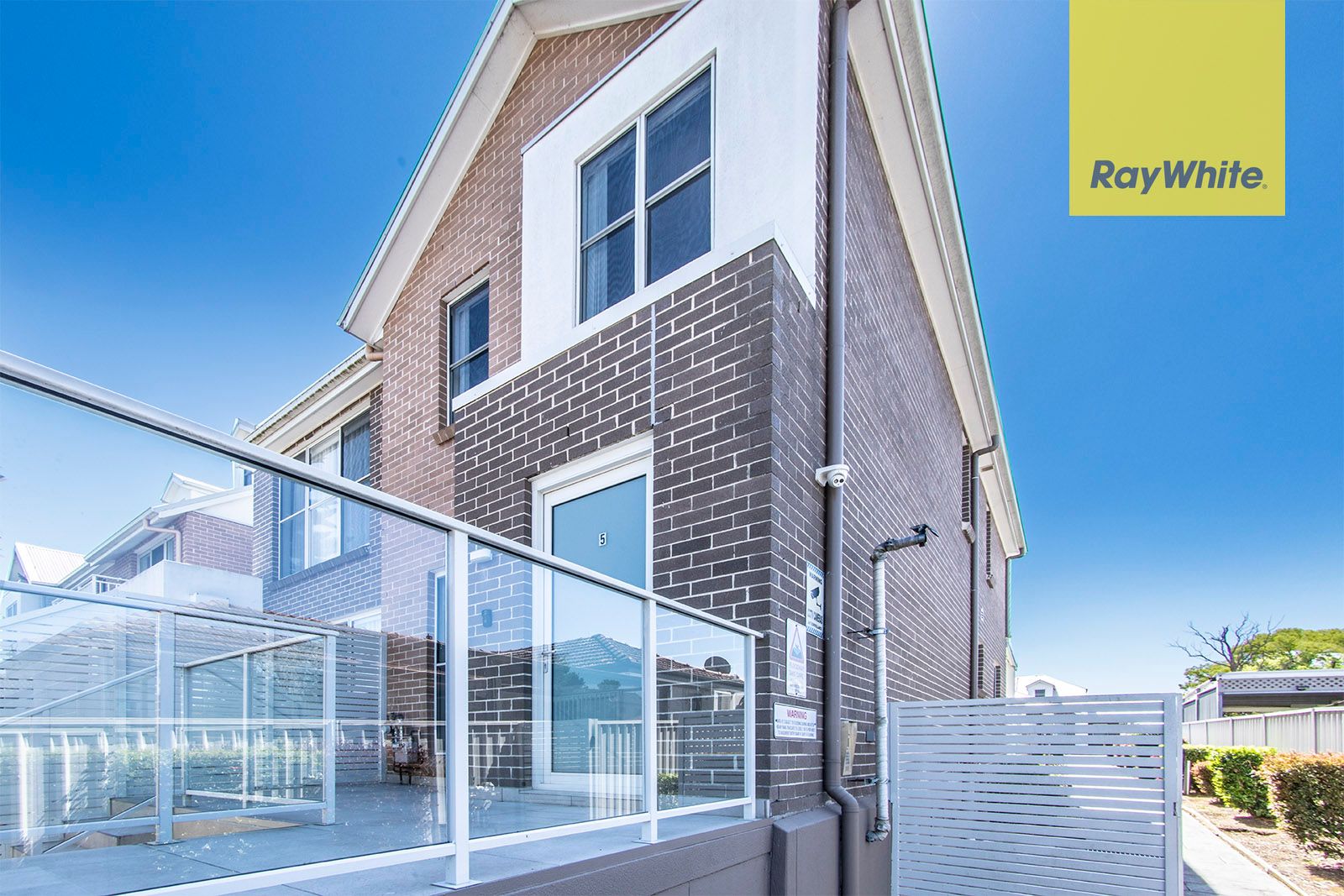 5/33 Louis Street — photo from Ray White Parramatta