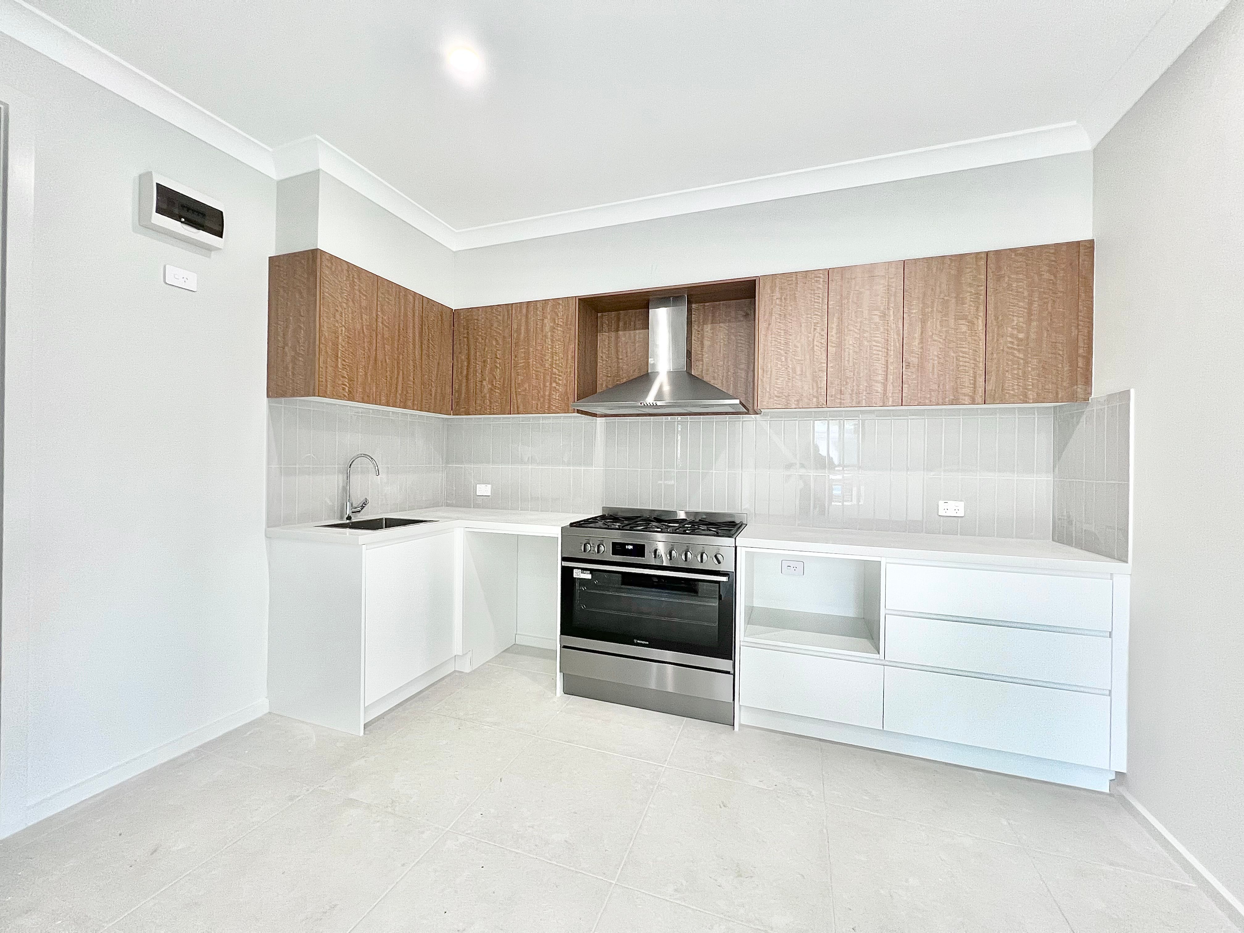 1A Dulcimere Street, Tahmoor, NSW 2573