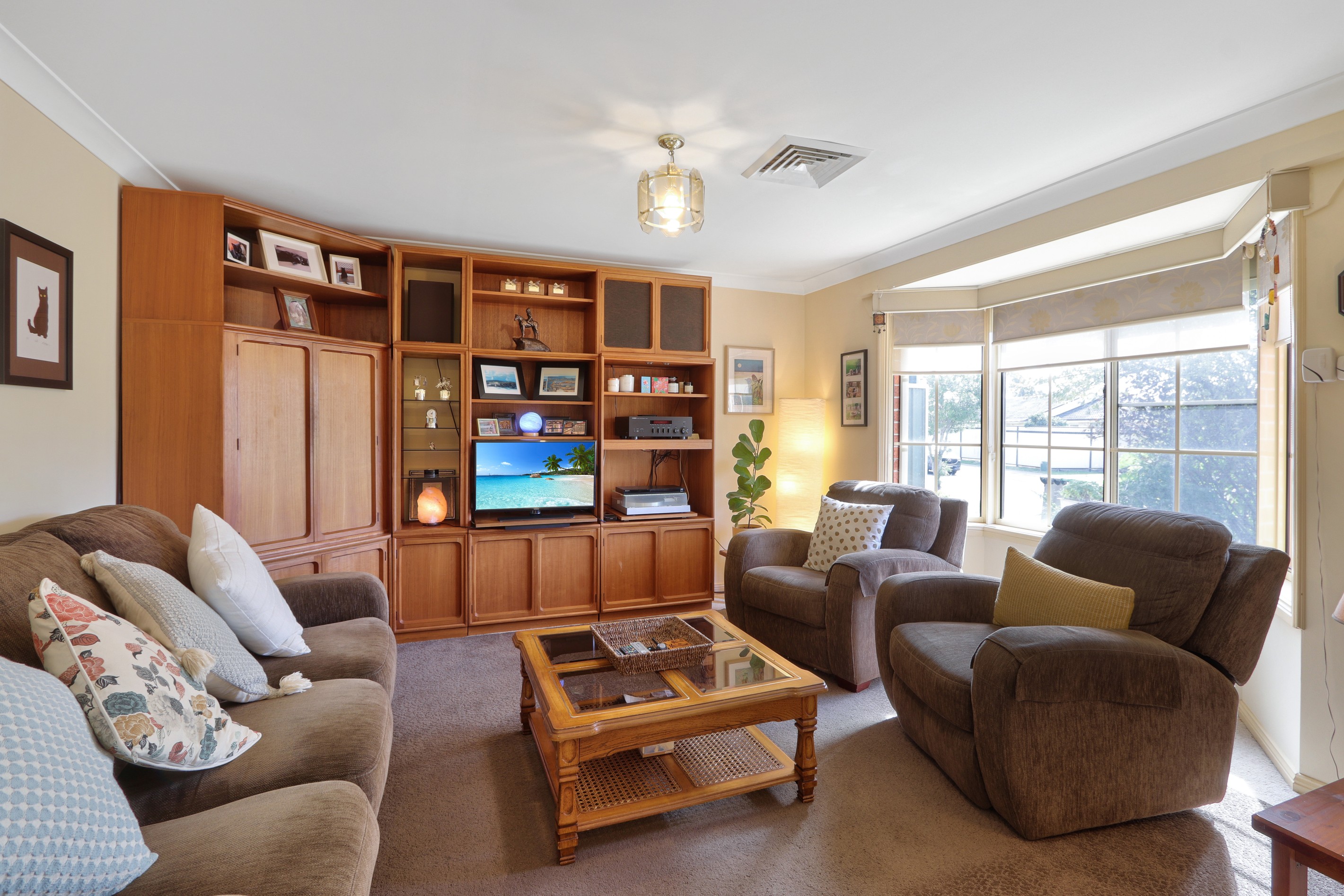 6 Pambula Avenue, Prestons, NSW 2170