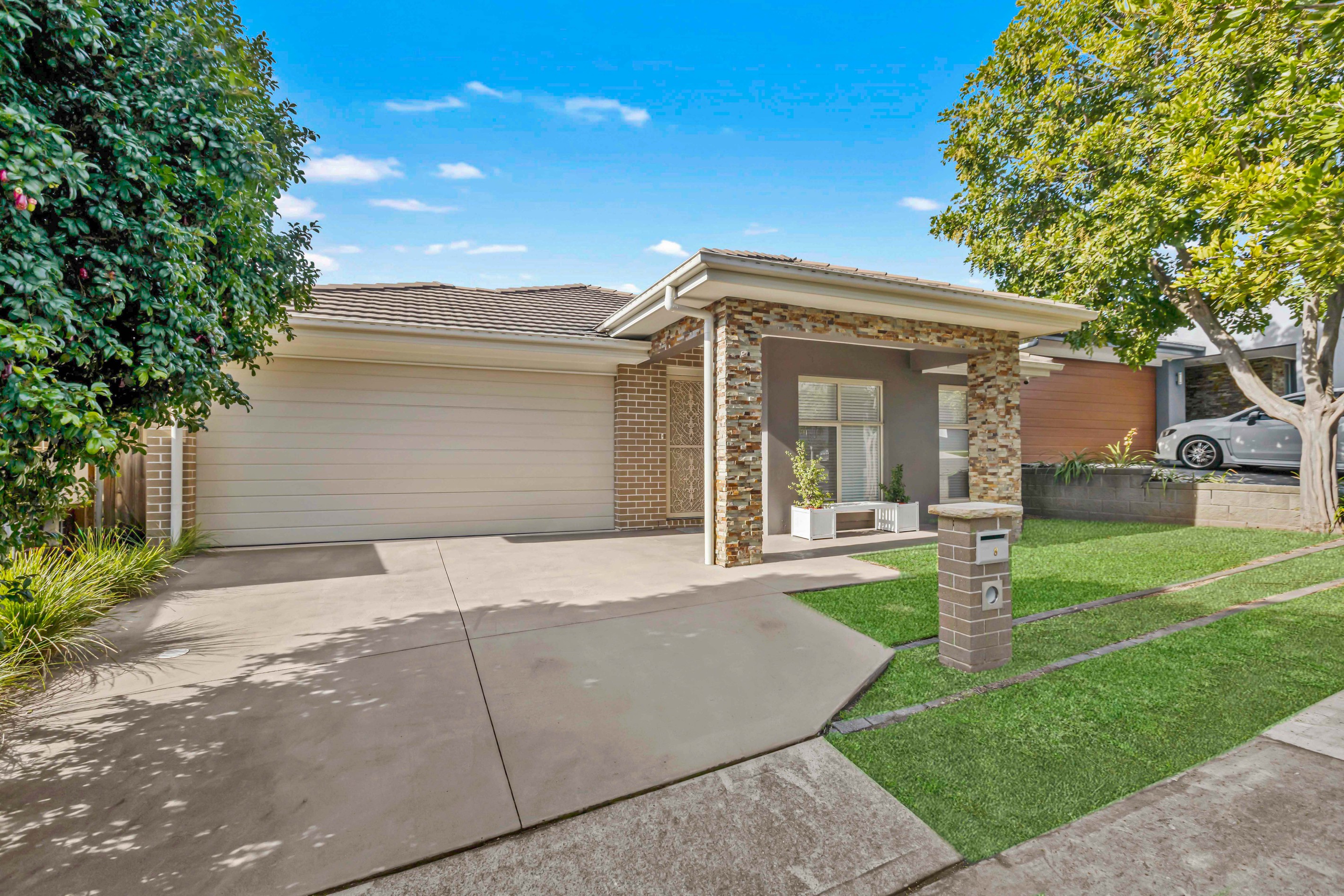 8 Yerrang Avenue, Glenmore Park, NSW 2745