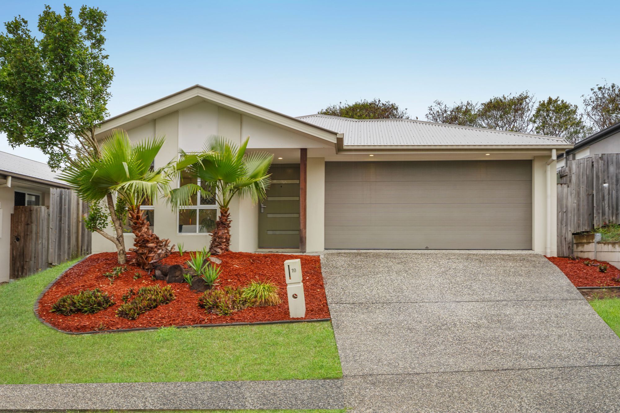 10 Haven Drive — photo 15 of 18