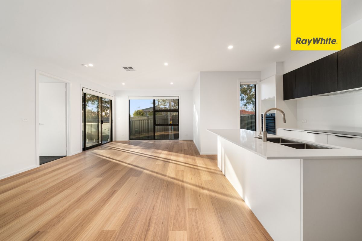 2/32 Kinleyside Crescent, Weetangera, ACT 2614