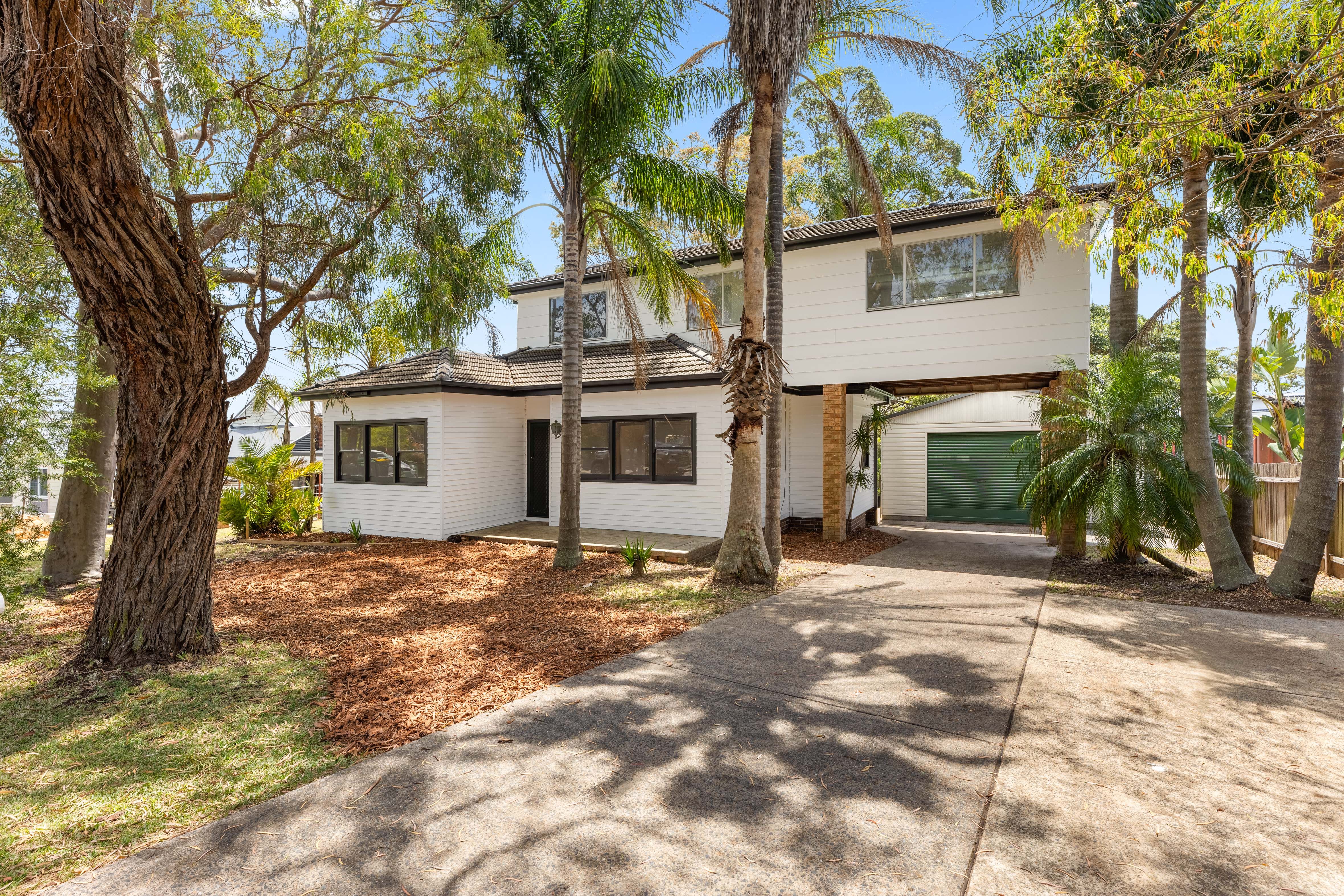 29 Anzac Avenue, Engadine, NSW 2233