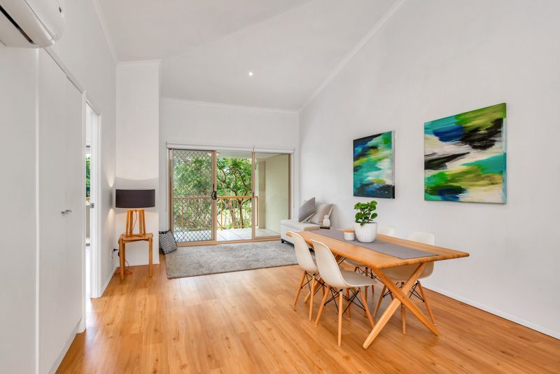 83 Fairley Street, Indooroopilly QLD 4068