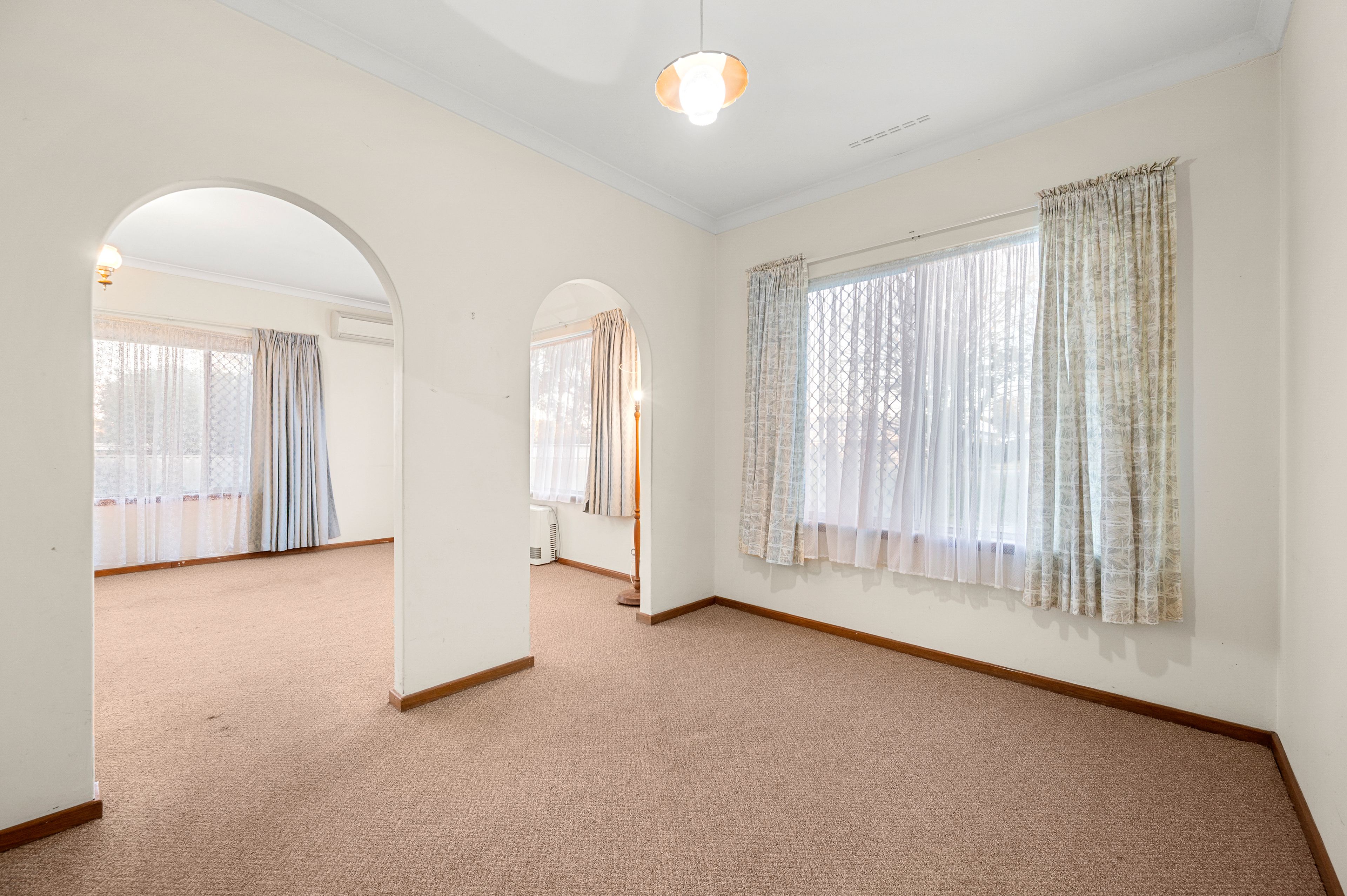 70 Edeline Street — photo 8 of 26