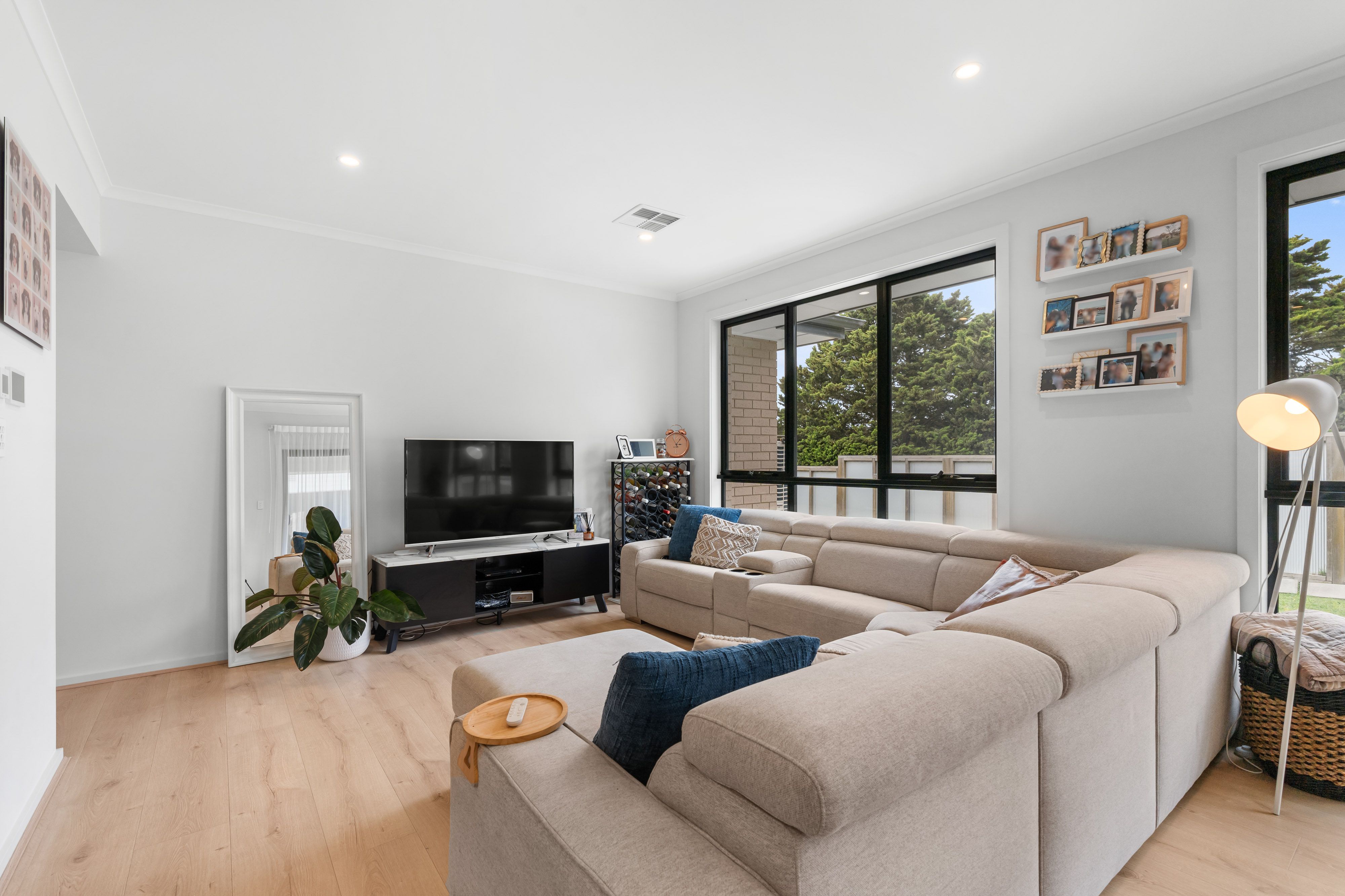 10 Inverbrackie Close — photo 11 of 20
