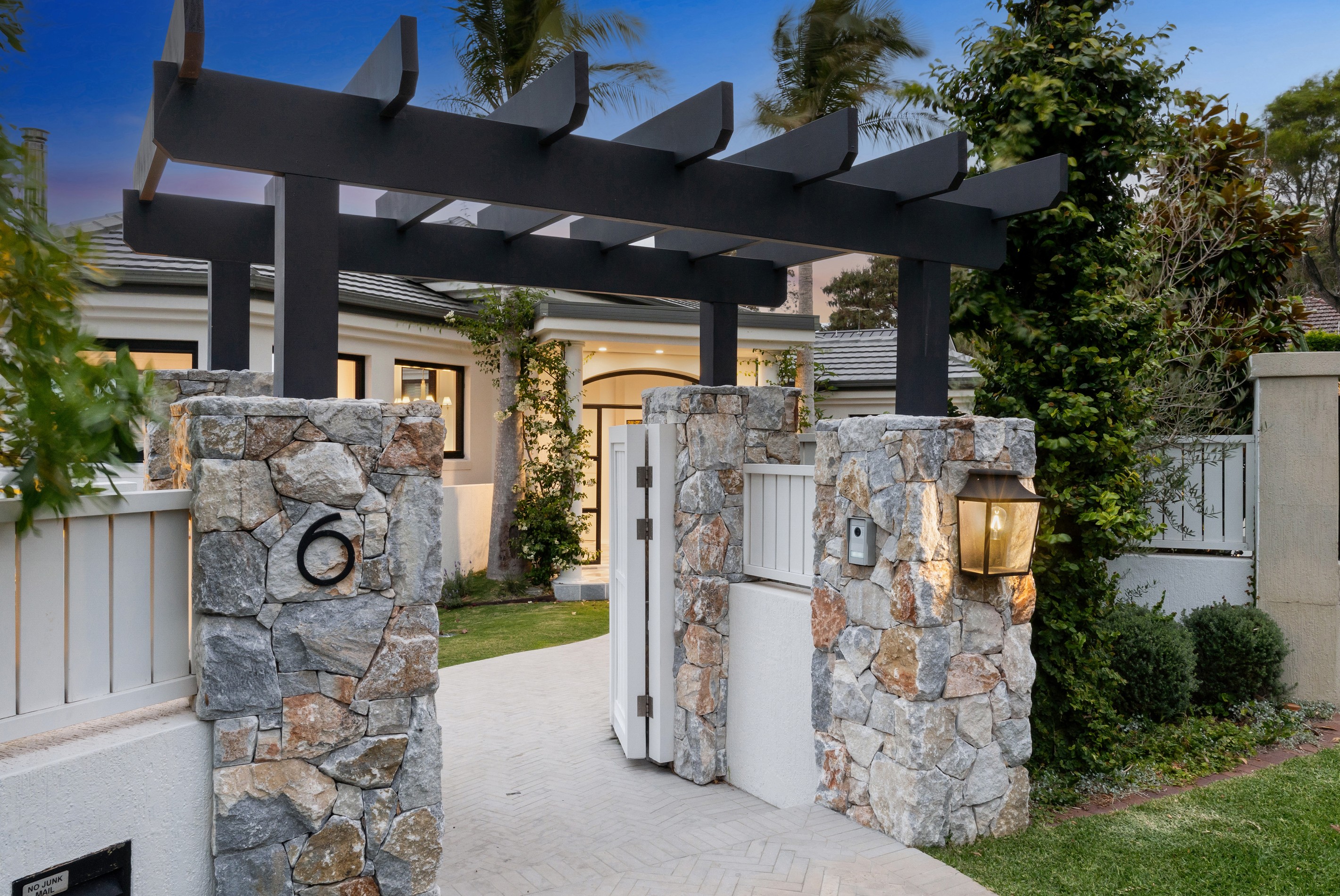 6 Bermuda Place, Burraneer, NSW 2230