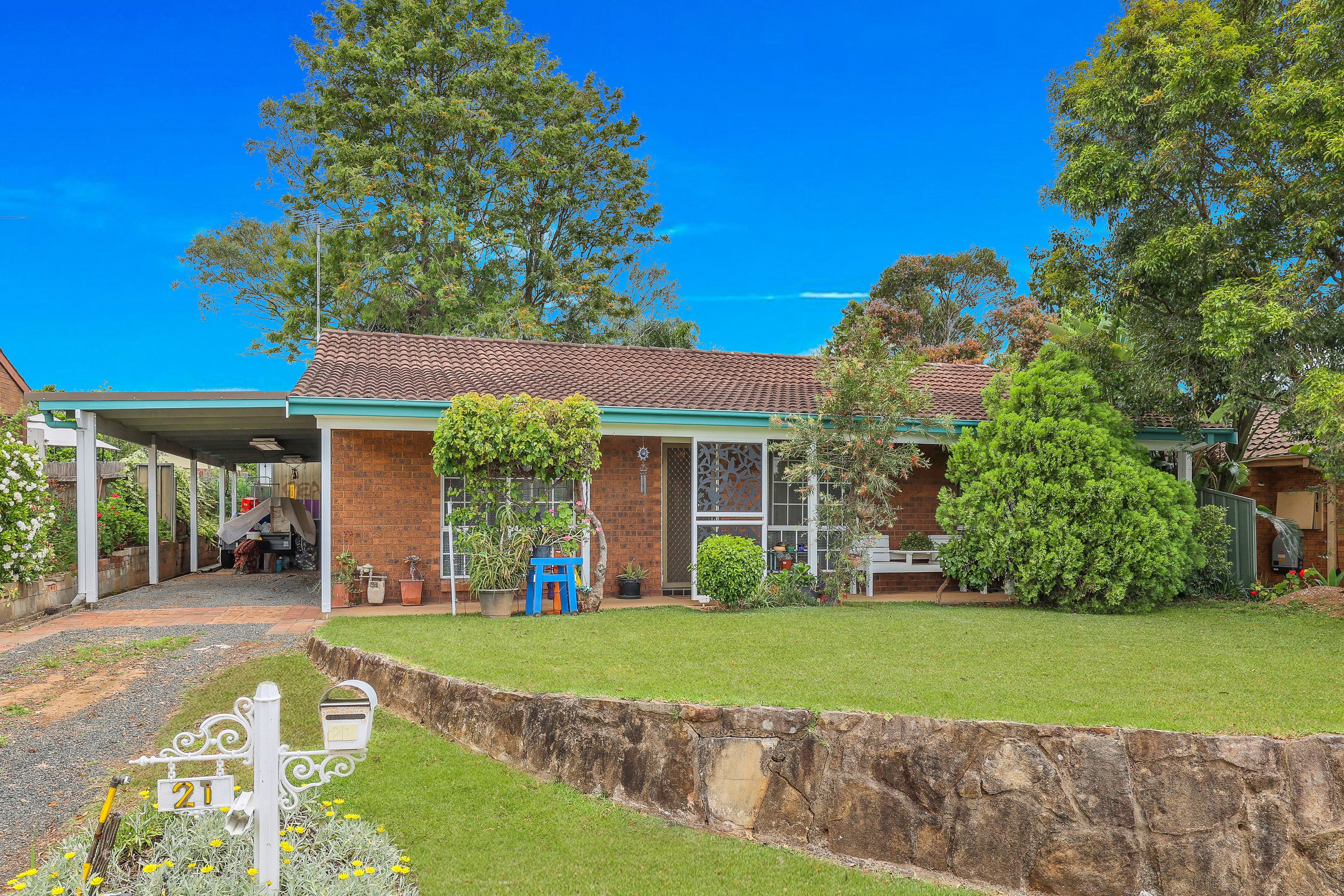 21 Fitzgibbon Lane, Rosemeadow, NSW 2560