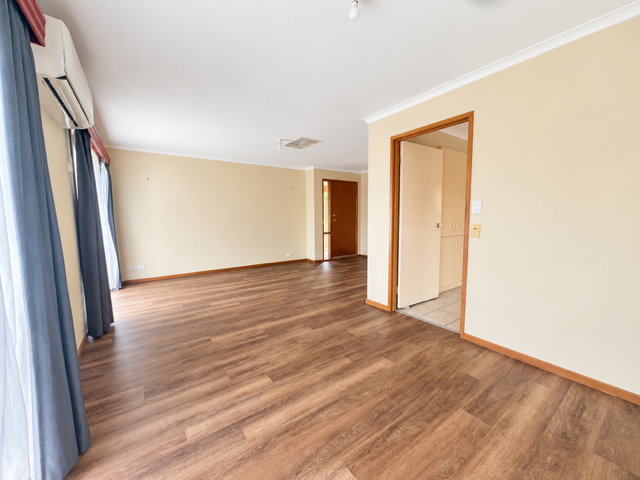26 Gorton Street — photo 4 of 14