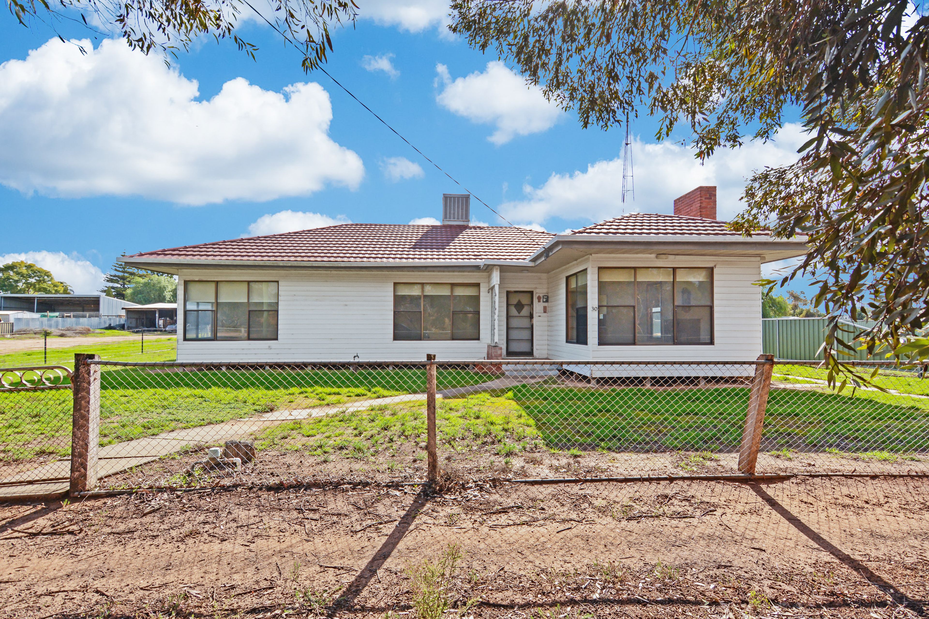 28-30 Hughes Street, Ouyen, VIC 3490