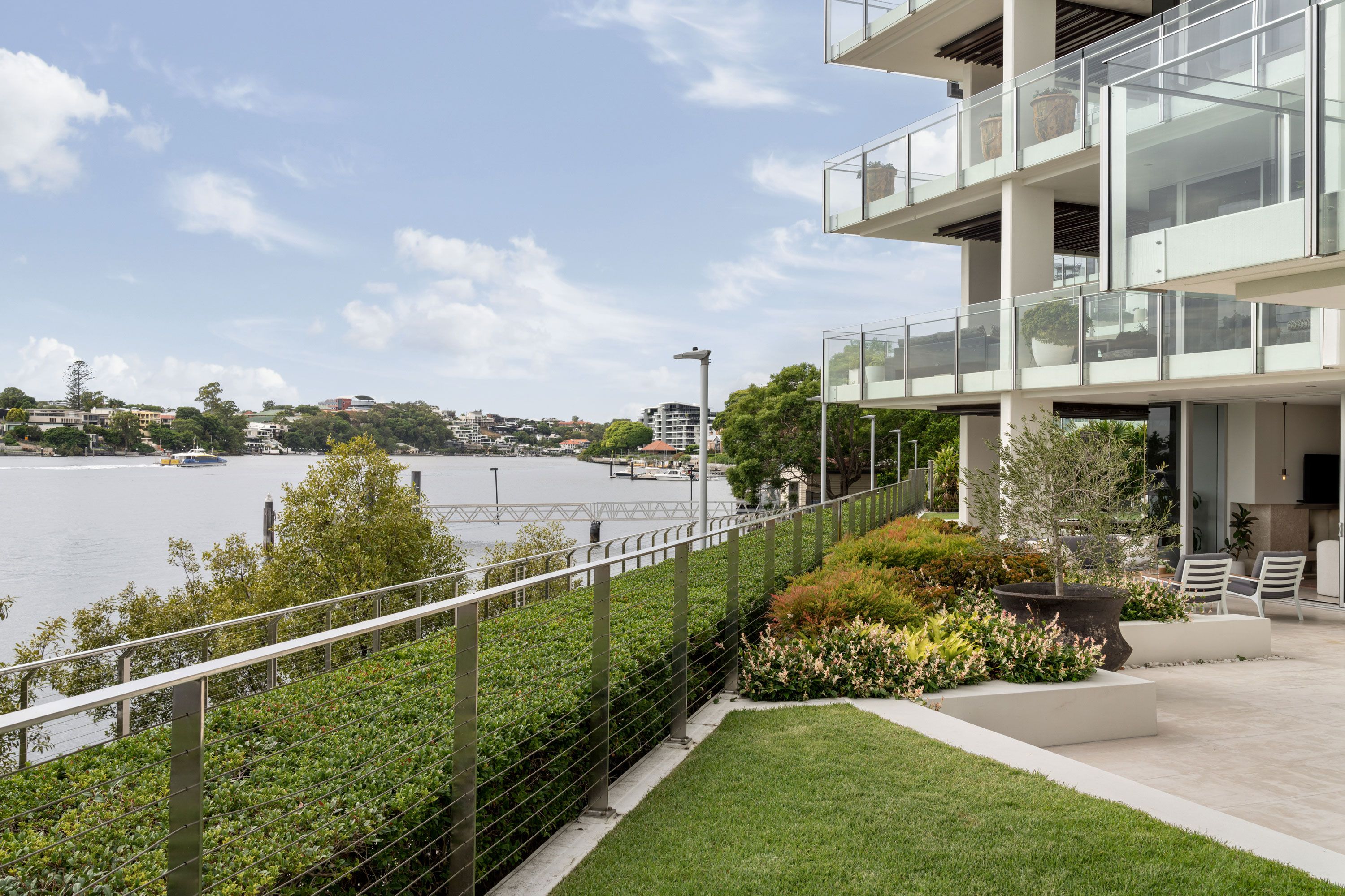 1 Macquarie Street, Teneriffe QLD 4005