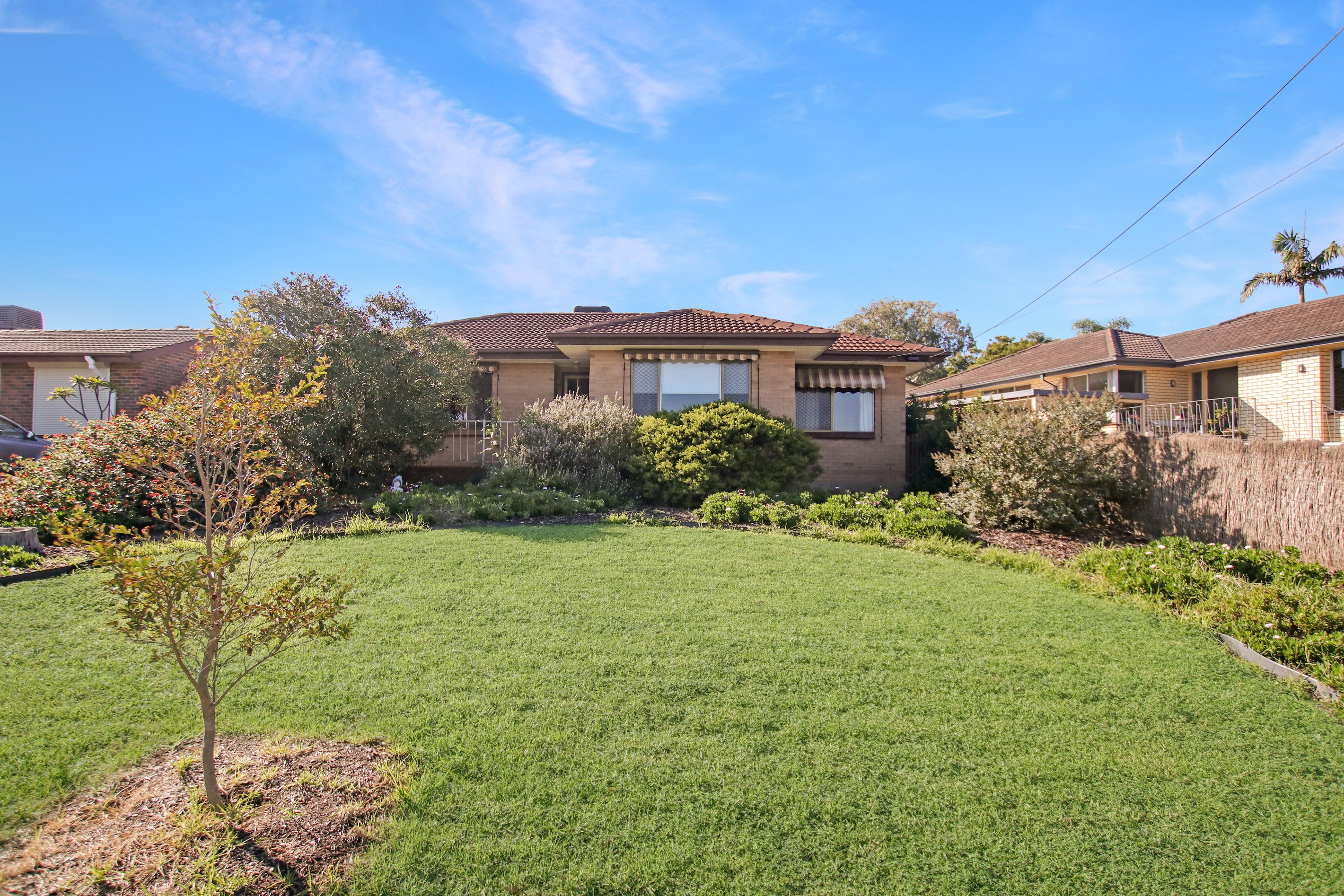 44 Lynlee Crescent, Huntfield Heights, SA 5163