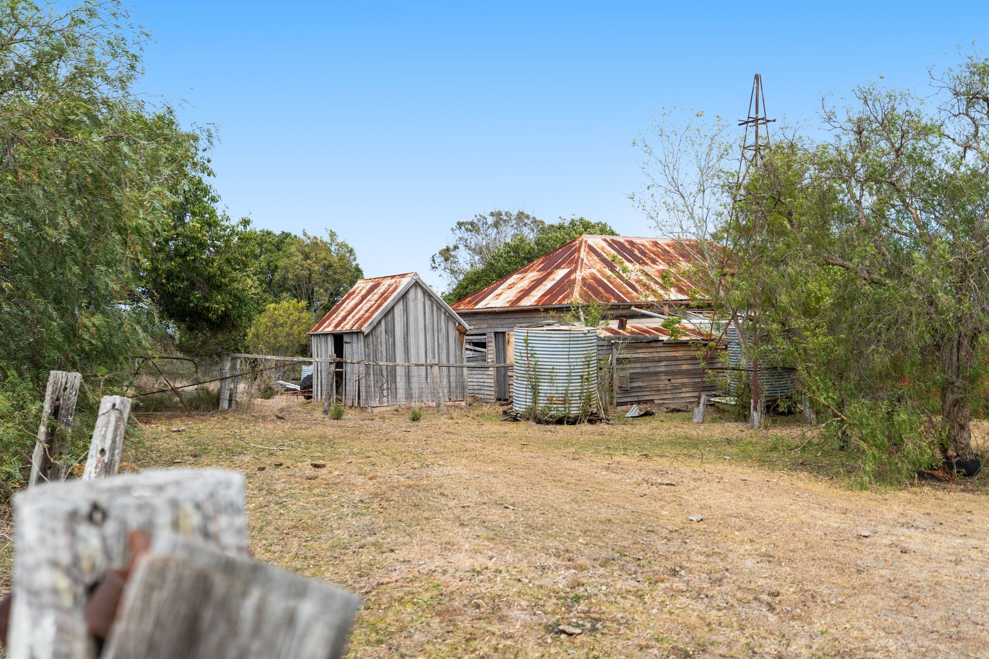 "Cooby Crest" 101 Pipeline Road — photo 15 of 19