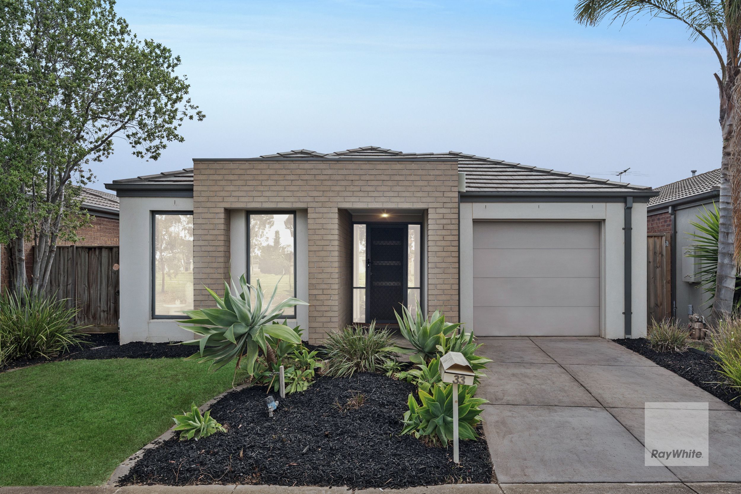 33 Burswood Drive, Wyndham Vale VIC 3024