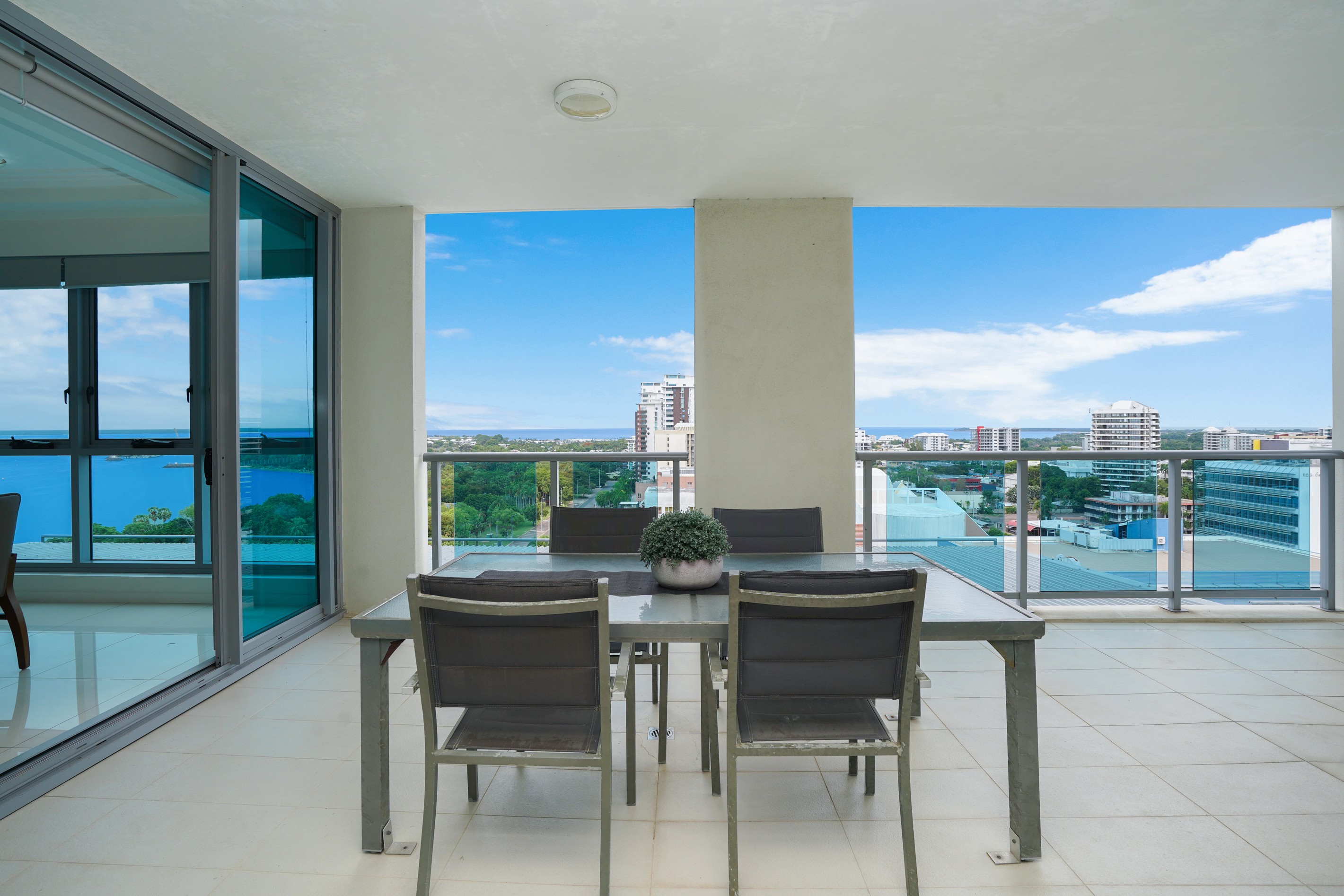 1203/102 Esplanade, DARWIN CITY, NT 0800