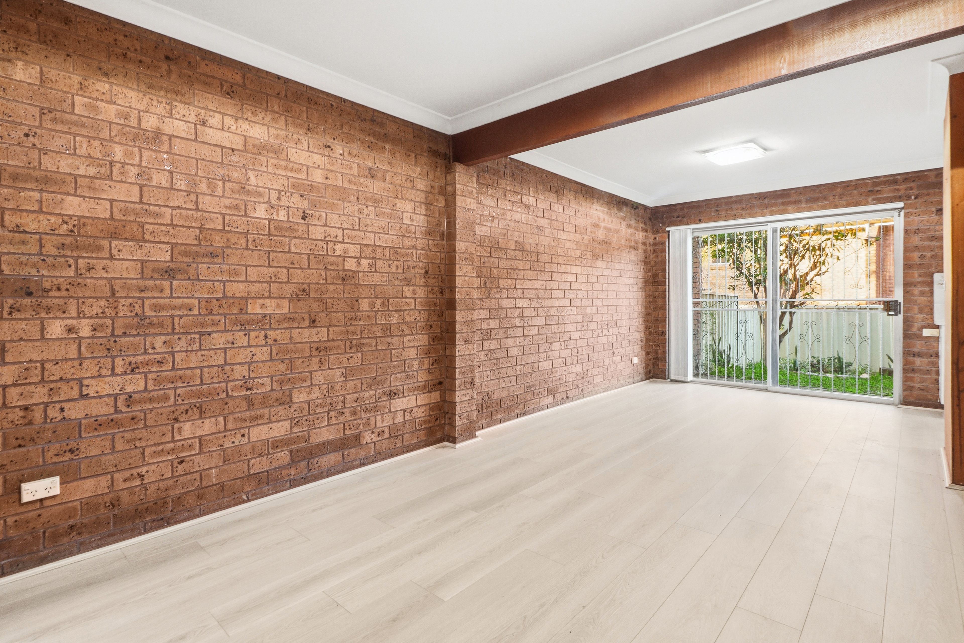 16/1 Schiller Place — photo 5 of 16