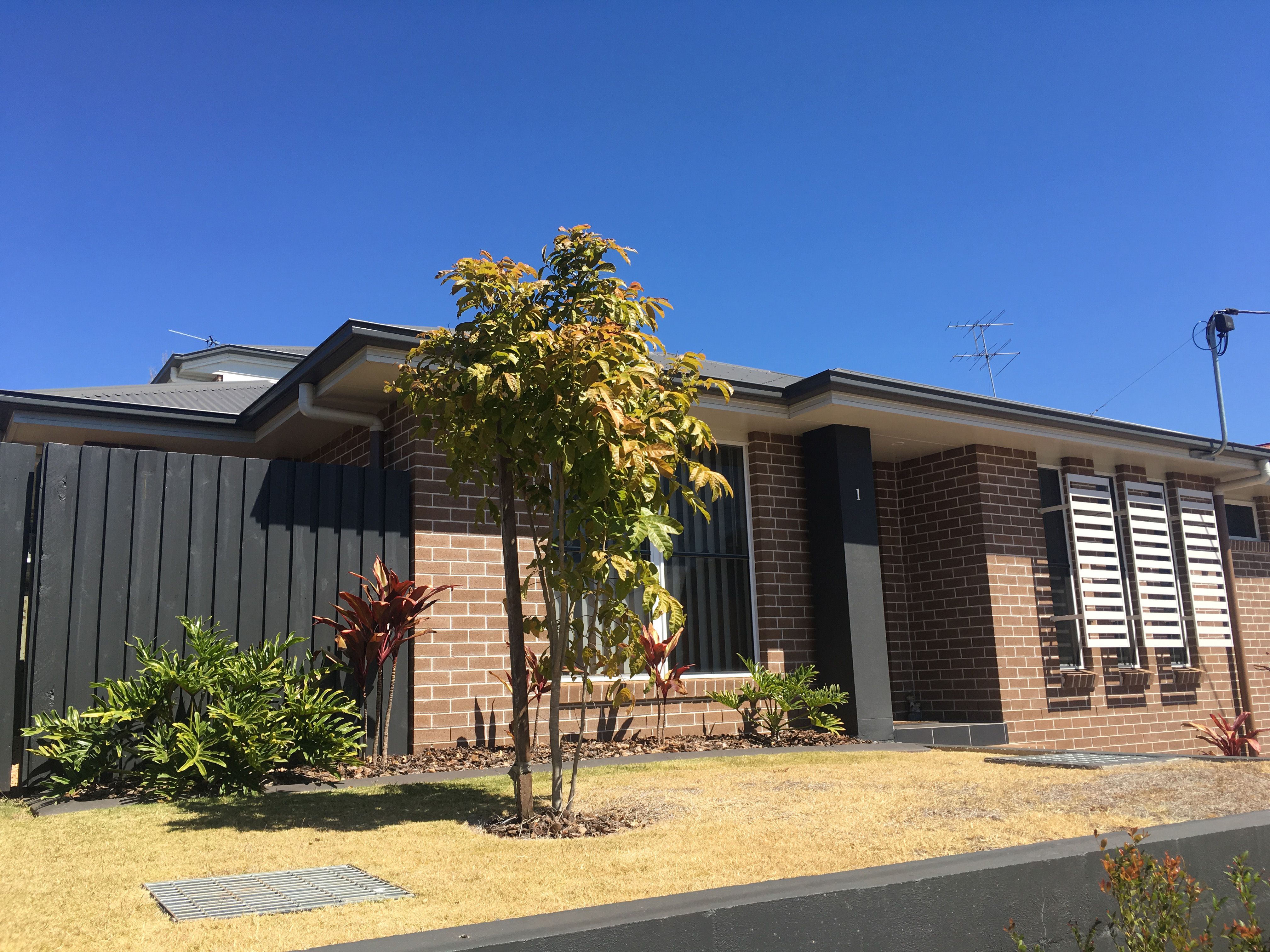 1/270a Bridge Street, Newtown, QLD 4350