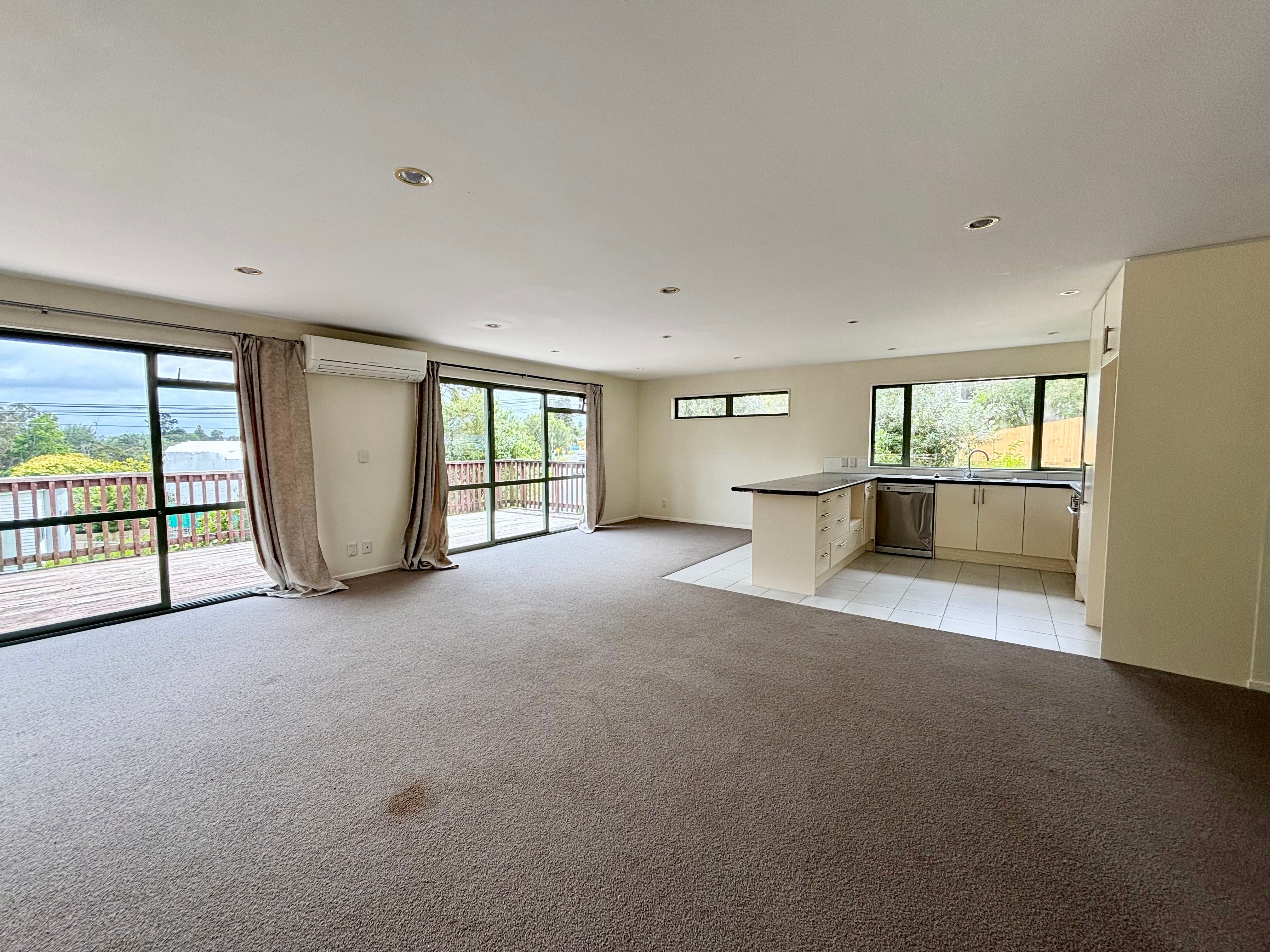 14A Seymour Road, Sunnyvale, Waitakere City