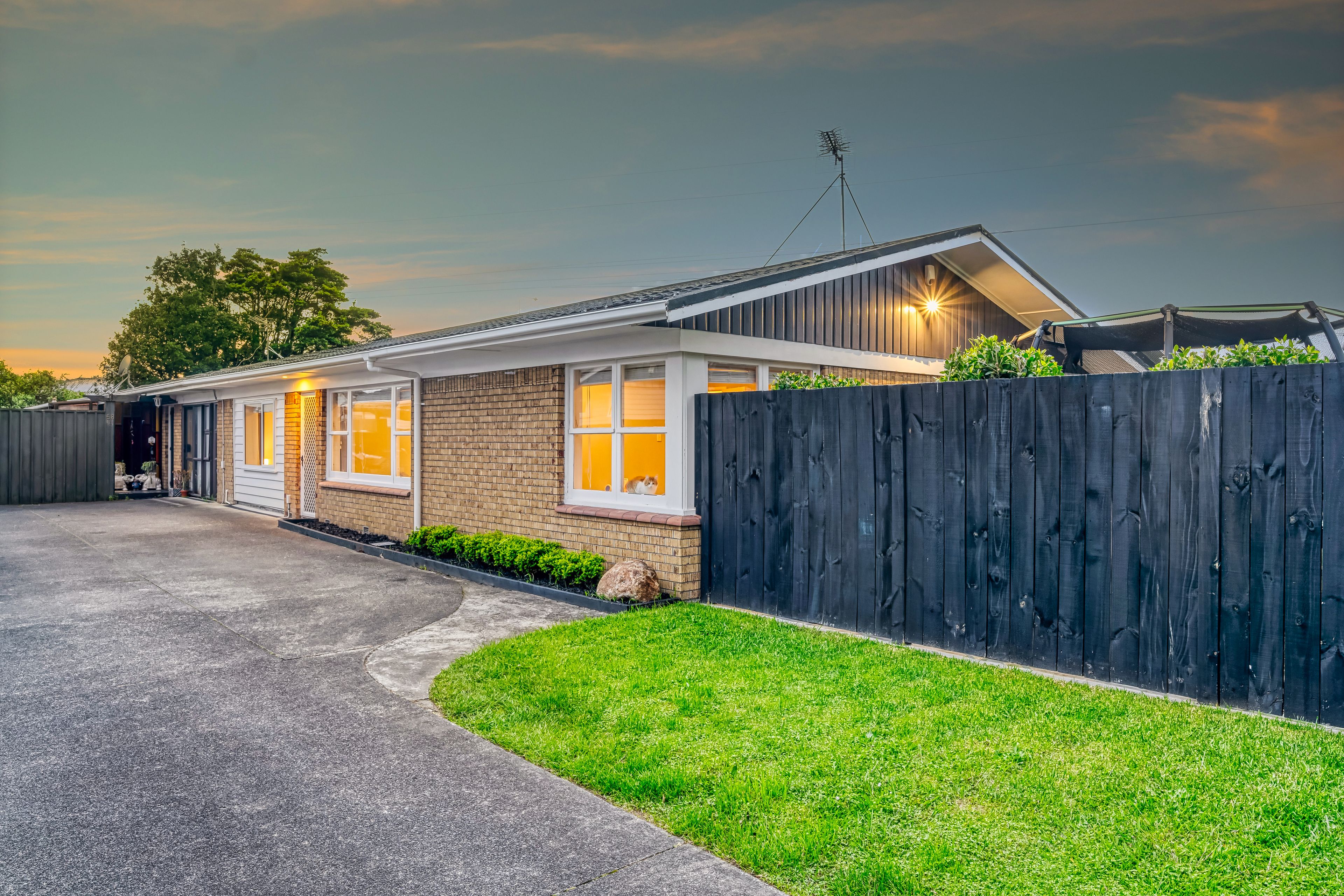 58A Edgewater Drive, Pakuranga, Manukau City