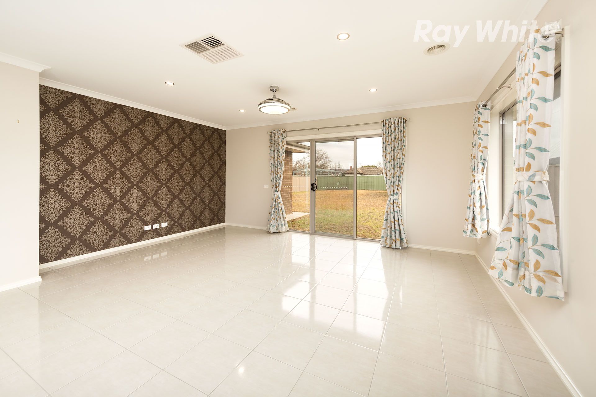 641 Storey Street, Lavington, NSW 2641